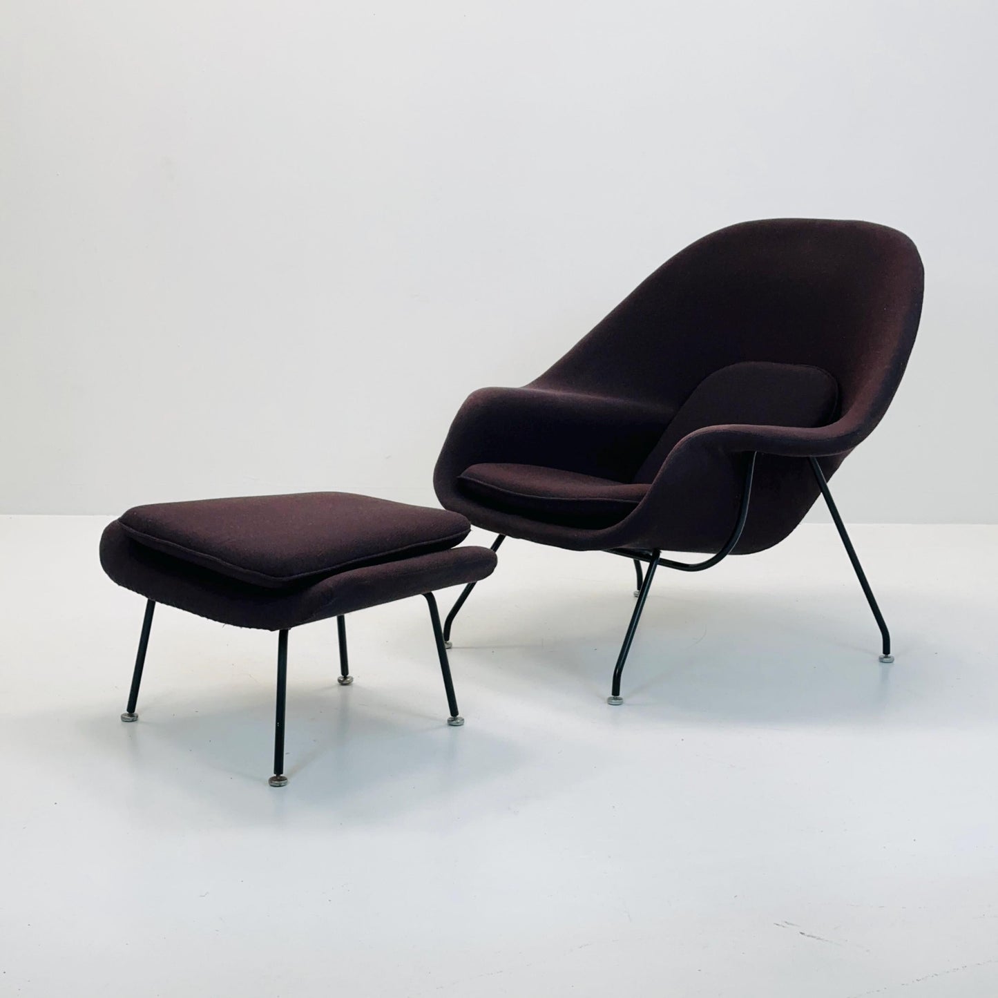 Mid century “Womb” easy lounge chair by Eero Saarinen for Knoll , 1960s