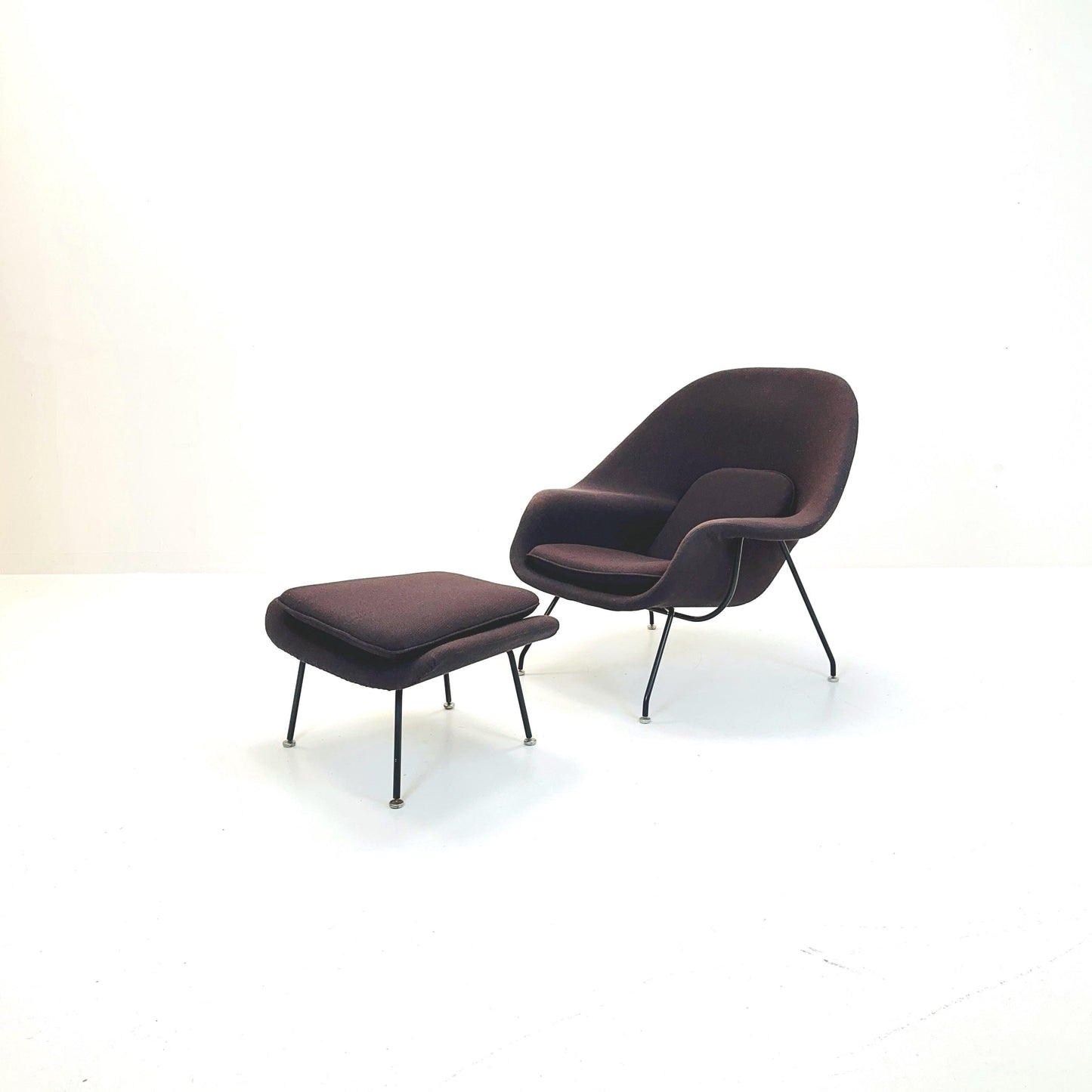 Mid century “Womb” easy lounge chair by Eero Saarinen for Knoll , 1960s