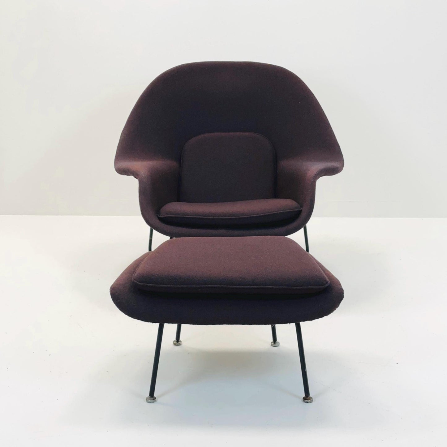 Mid century “Womb” easy lounge chair by Eero Saarinen for Knoll , 1960s