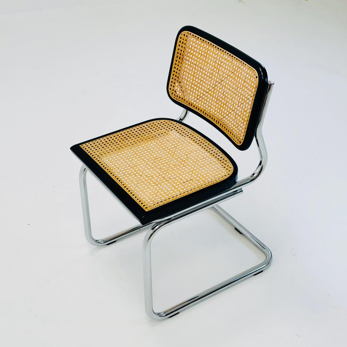 Mid Century Cantilever Cesca Chair by Marcel Breuer / Bauhaus Design / 1980s Italy