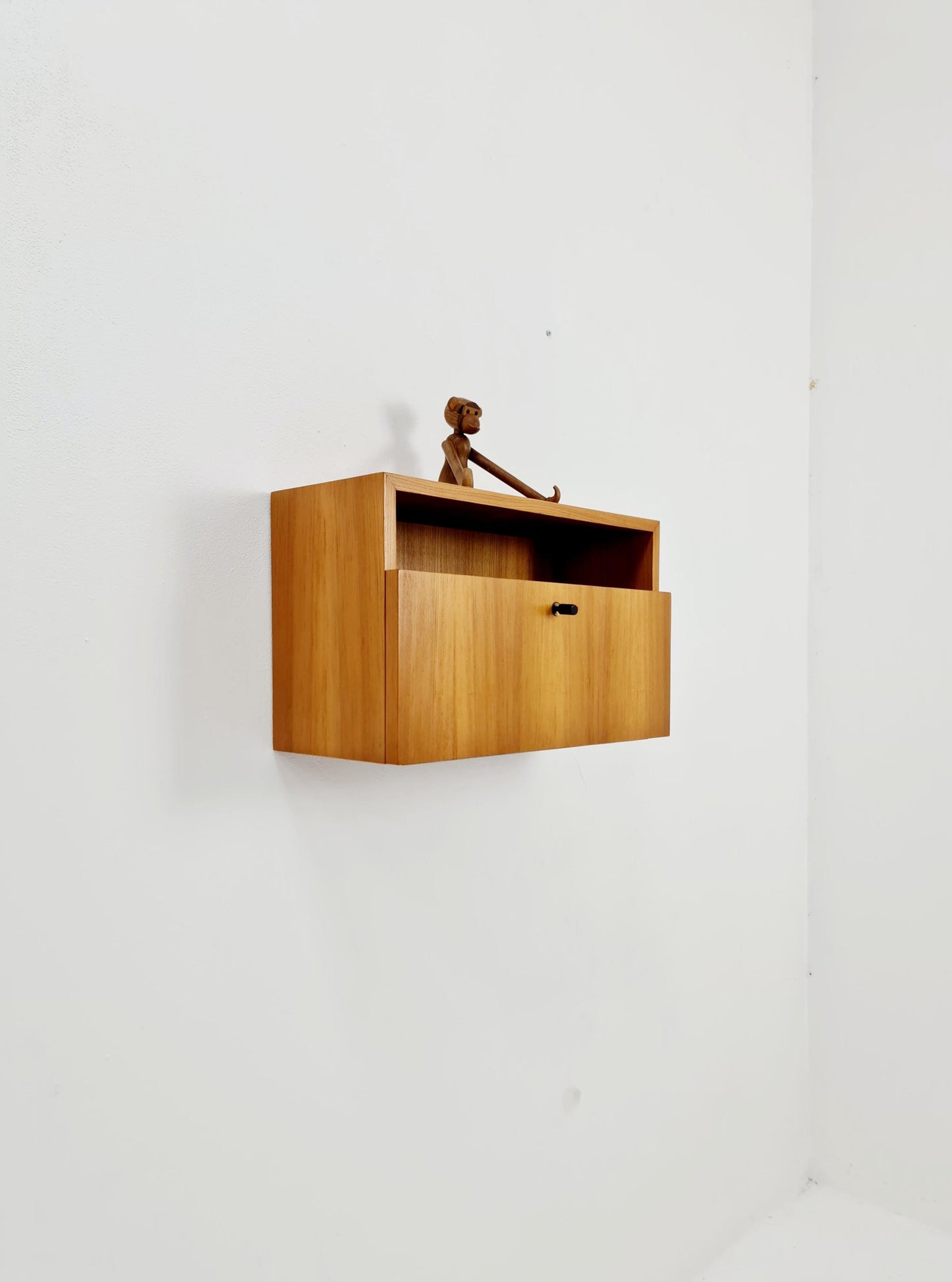 Scandinavian string Ash floating/ hanging bedside table/ nightstand, 1960s