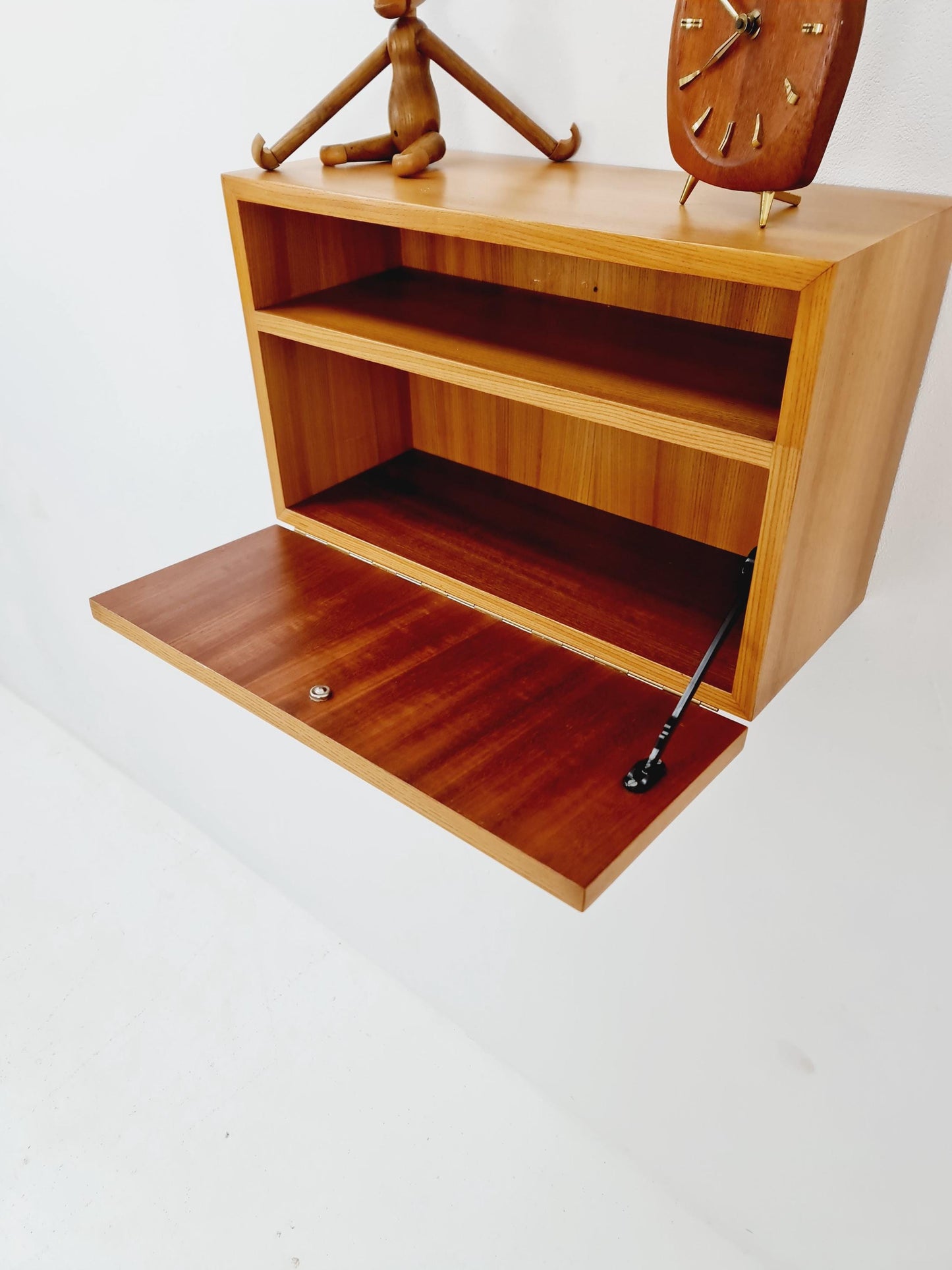 Scandinavian string Ash floating/ hanging bedside table/ nightstand, 1960s