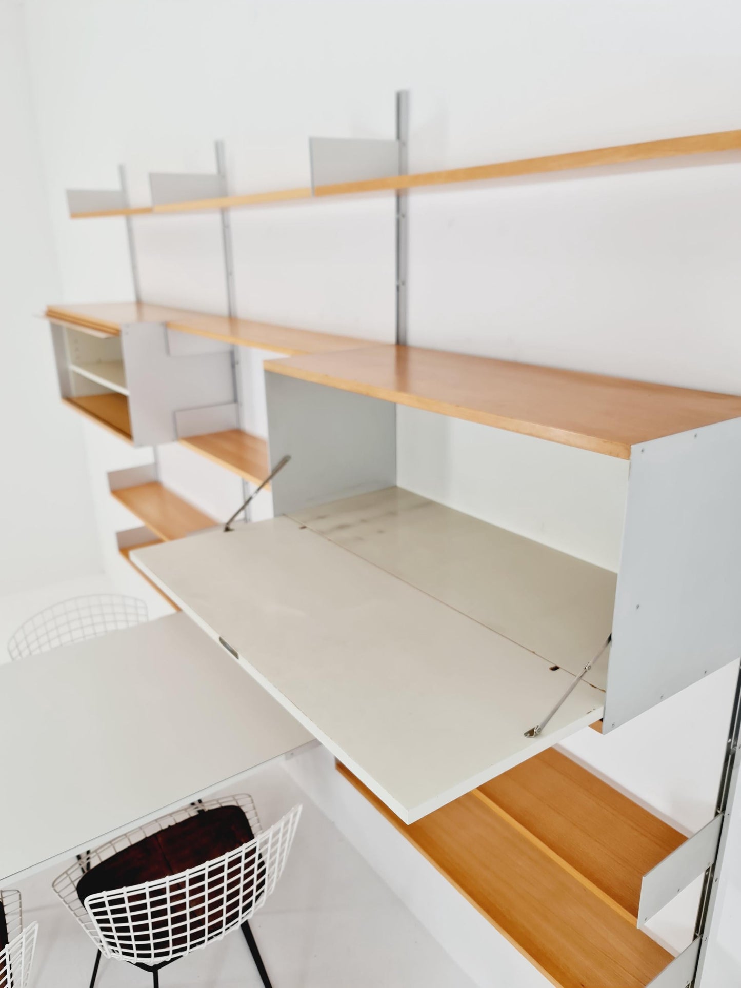 Rare Vintage shelving Unit "606", Dieter Rams for Vitsœ, inkl Dining table 1950s