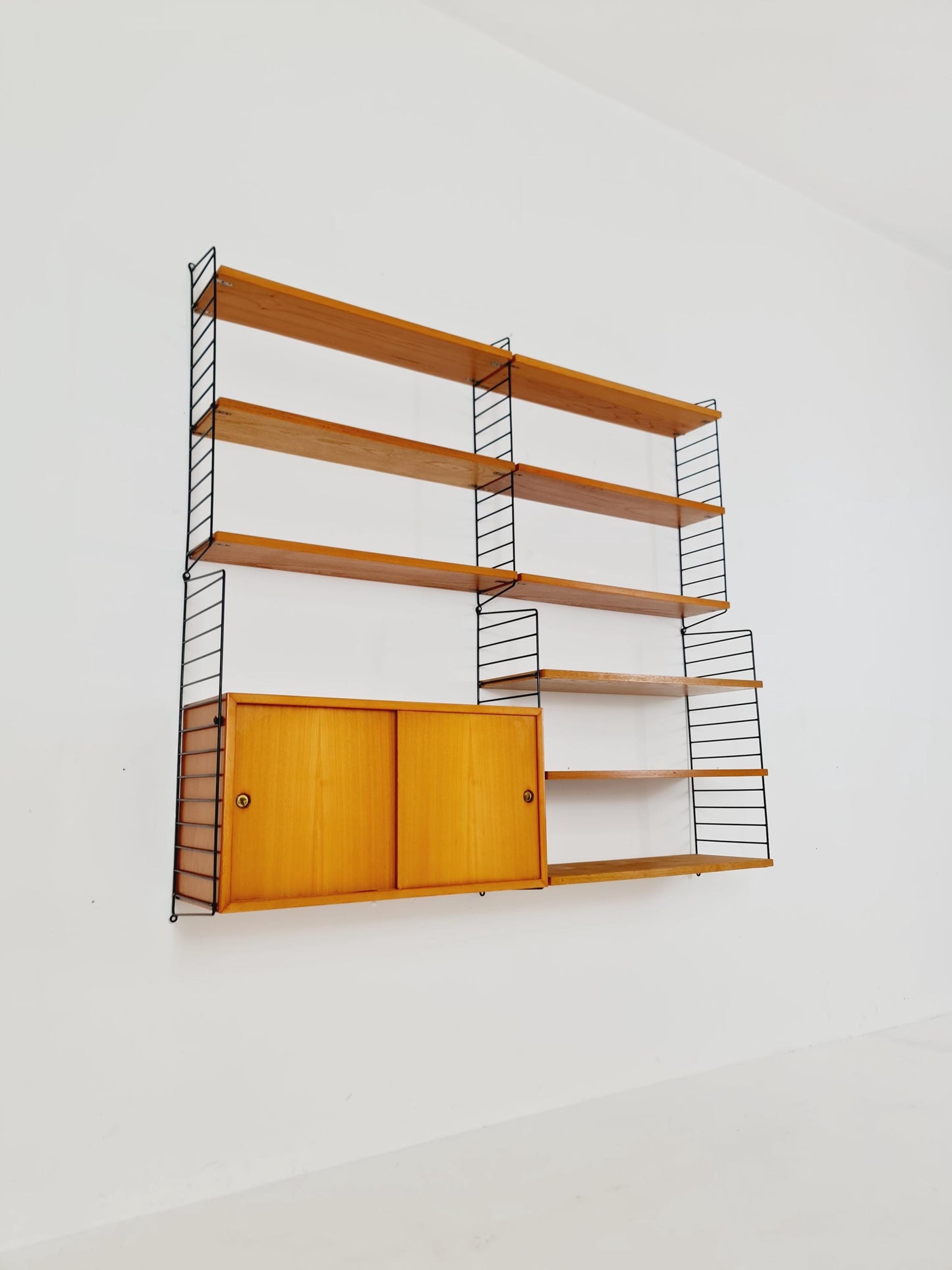 Wall-mounted original Swedish string shelf-system, drawers, bookcase Ash wood by Nils & Kajsa Strinning, 1960s