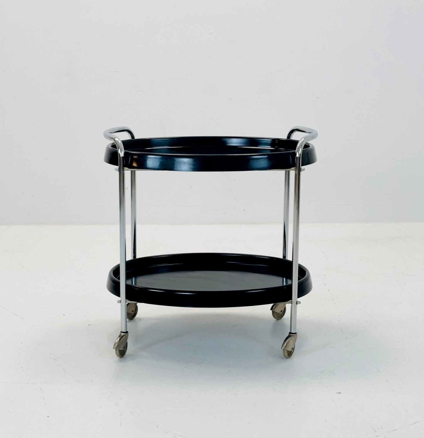 Space Age oval Vintage black Plastic Chromed Bar Cart/trolley 1970s, Italy