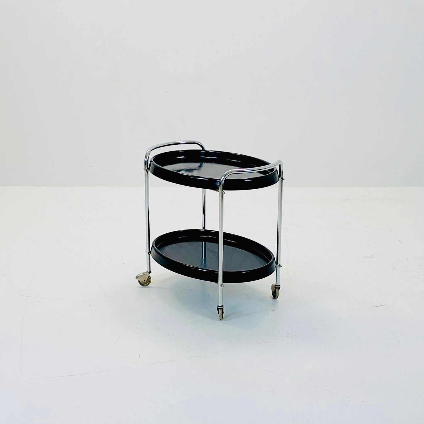 Space Age oval Vintage black Plastic Chromed Bar Cart/trolley 1970s, Italy