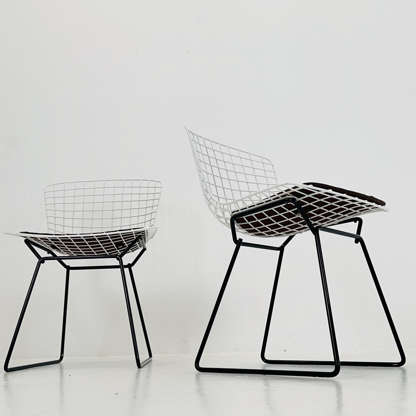 Set of 4 Mid-Century Bird Chairs Model 420c designed by Harry Bertoia for Knoll international , 1960s