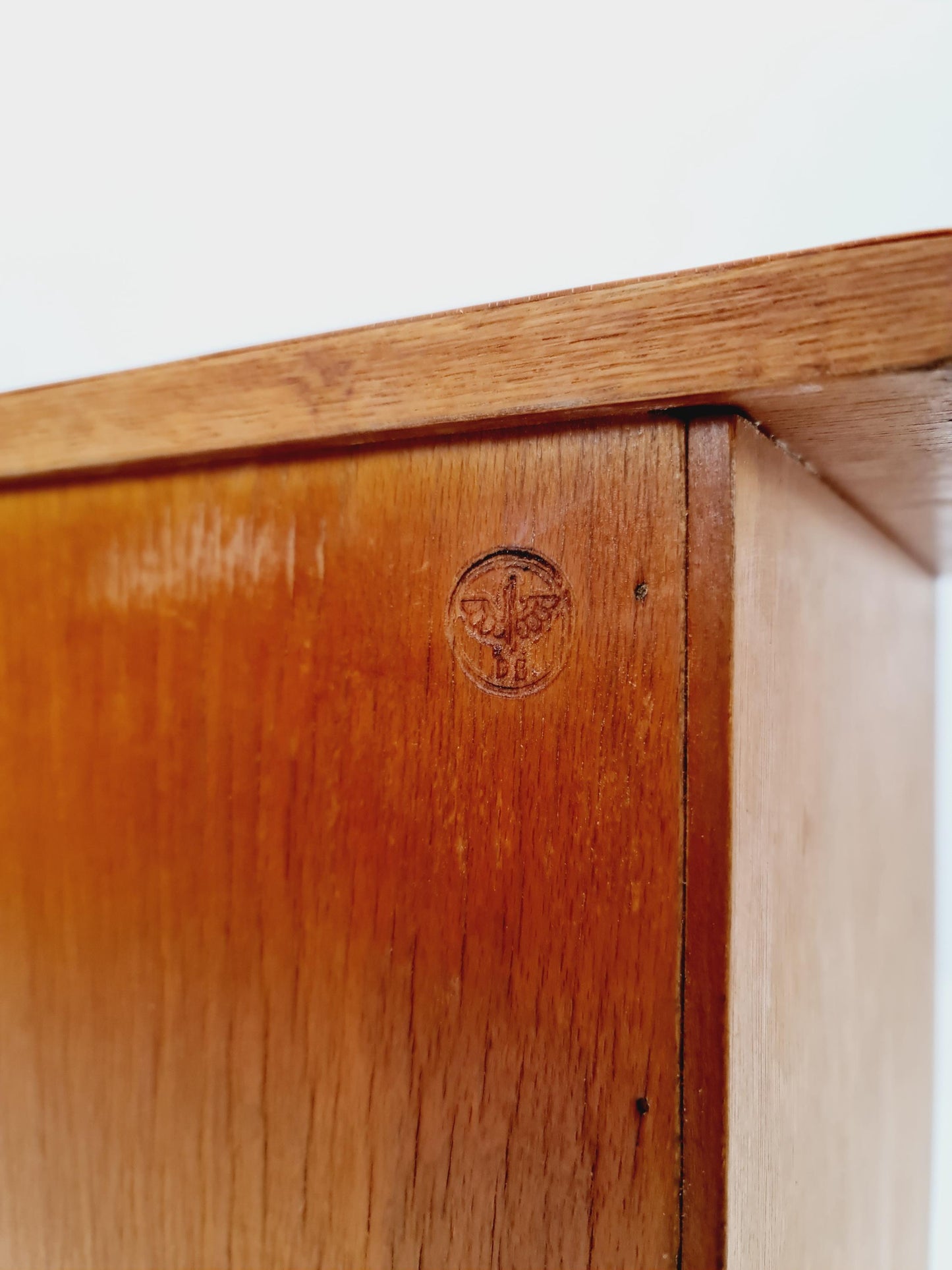 Bauhaus German roll document cabinet in Oak Wood by Koncord Möbel , 1930s