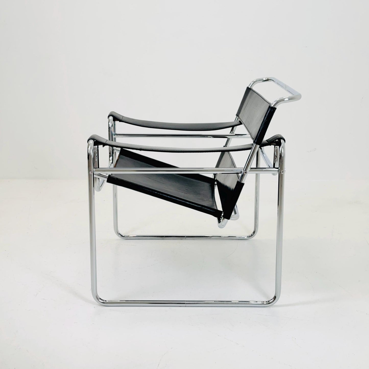 Marcel Breuer Wassily Style leather B3 Chairs 1980s Italy by Fasem