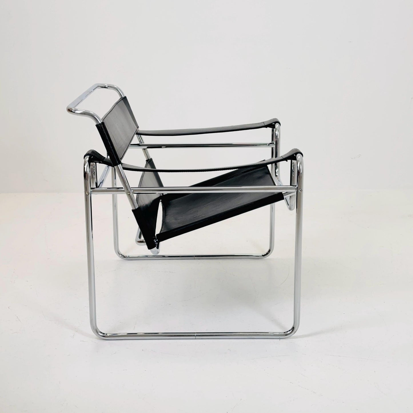 Marcel Breuer Wassily Style leather B3 Chairs 1980s Italy by Fasem
