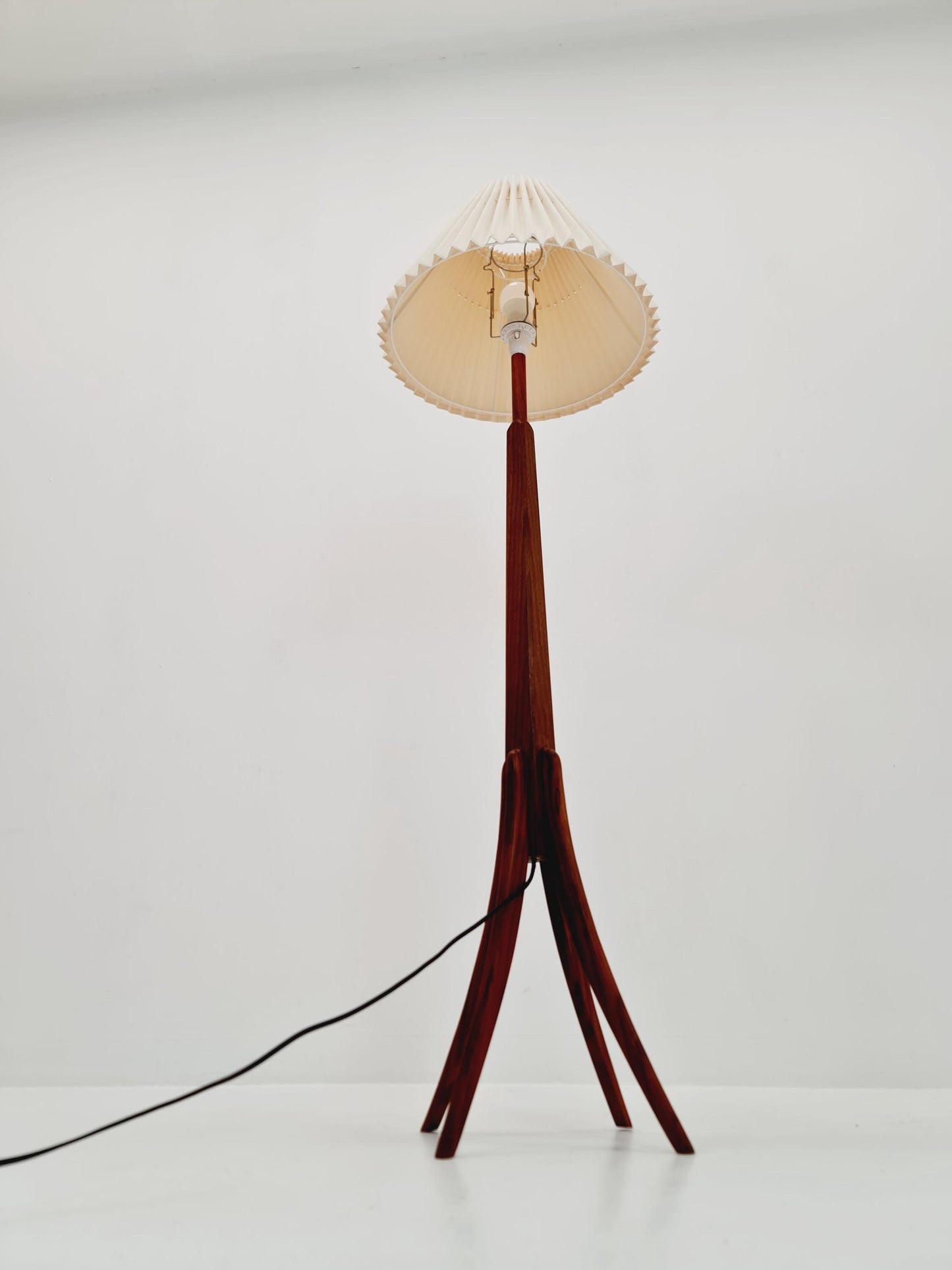 Midcentury floor Tripod flex armlamp Teak Scandinavian by Örsjö Armatur, 1960s