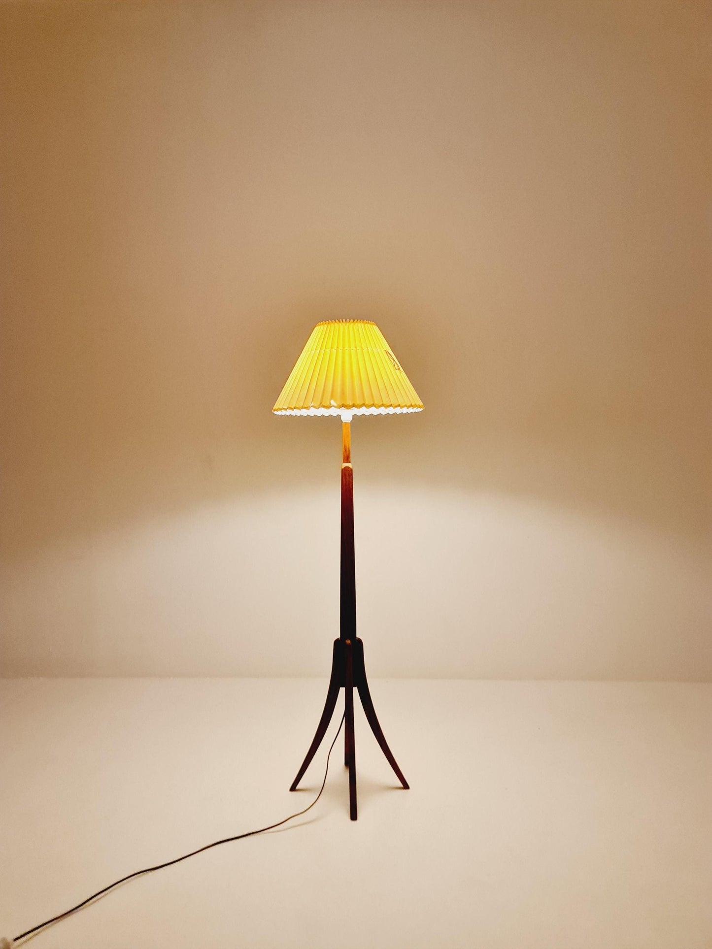 Midcentury floor Tripod flex armlamp Teak Scandinavian by Örsjö Armatur, 1960s