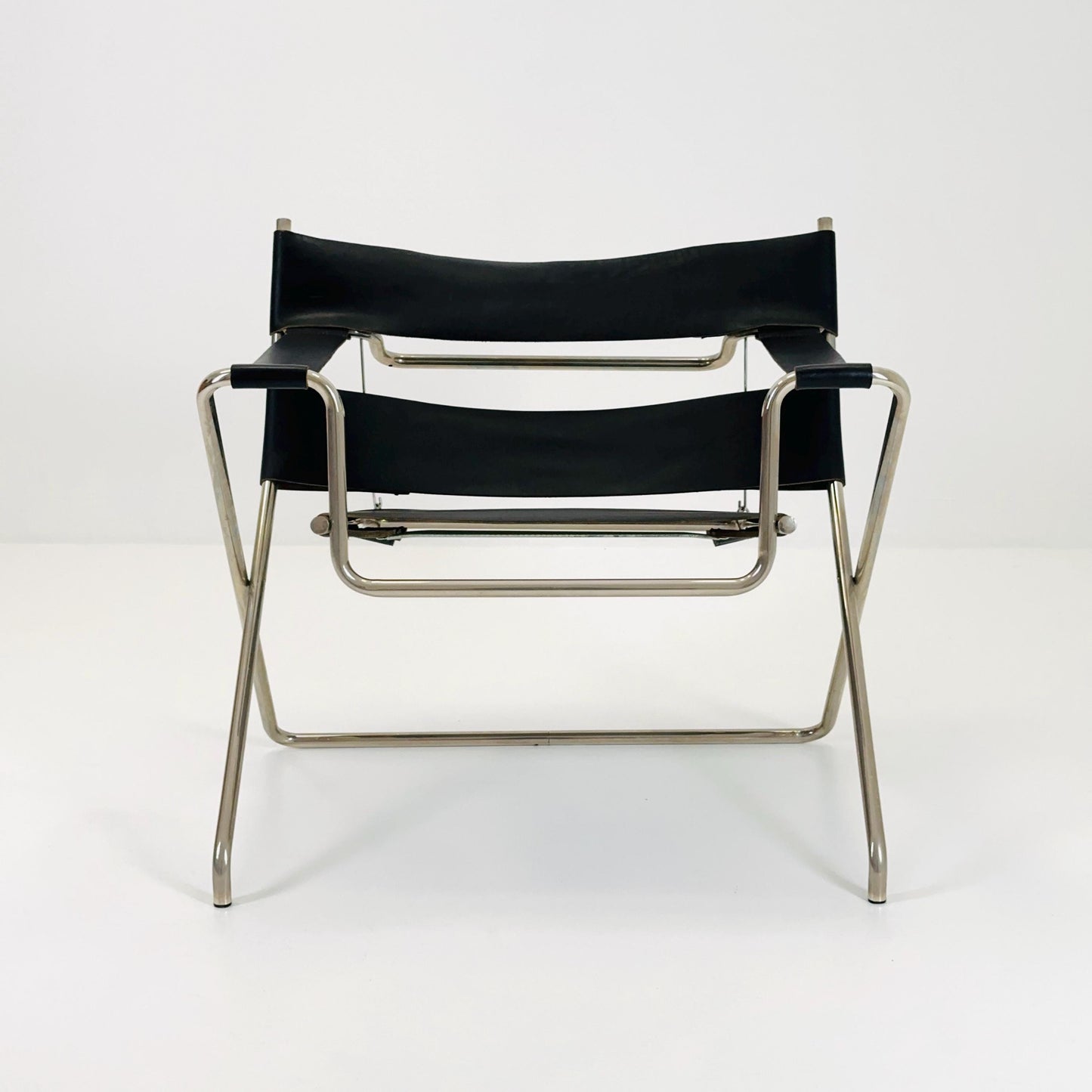 Mid century Folding Bauhaus D4 leather armchair by Marcel Breuer for Tecta, 1960s