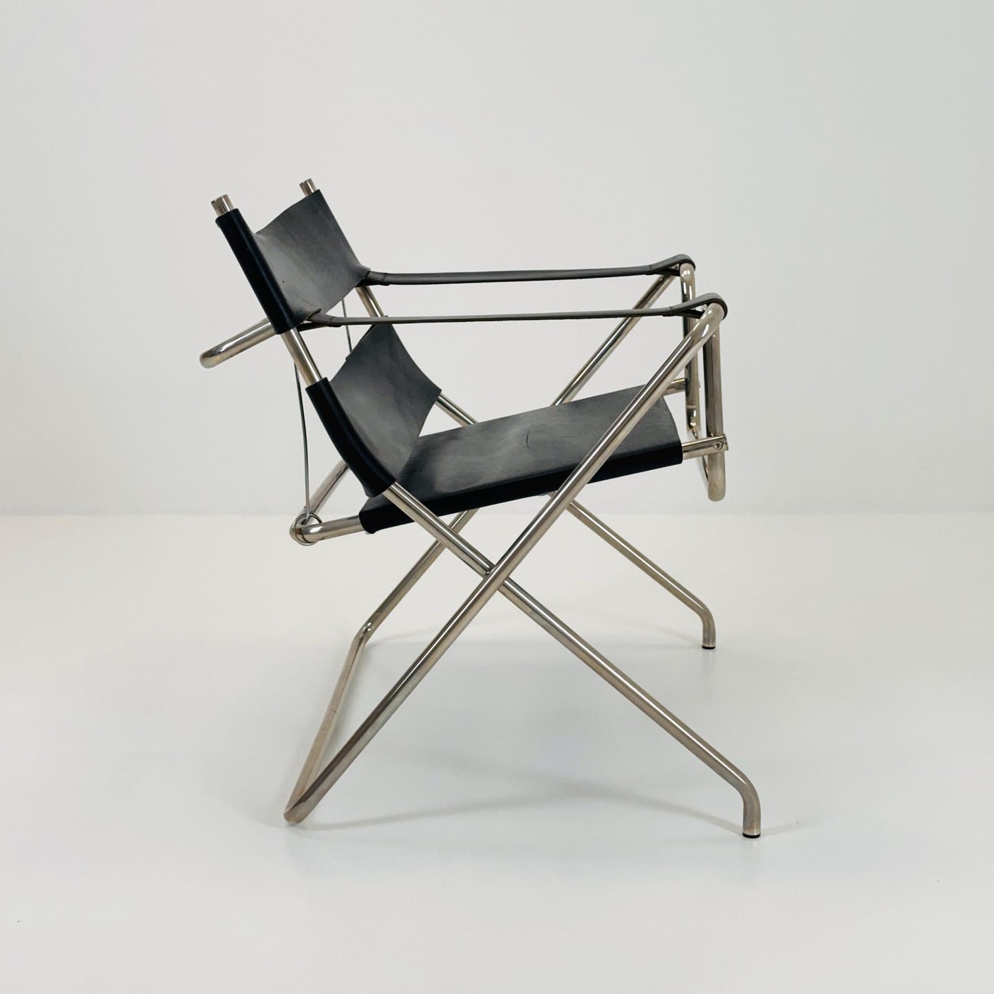 Mid century Folding Bauhaus D4 leather armchair by Marcel Breuer for Tecta, 1960s