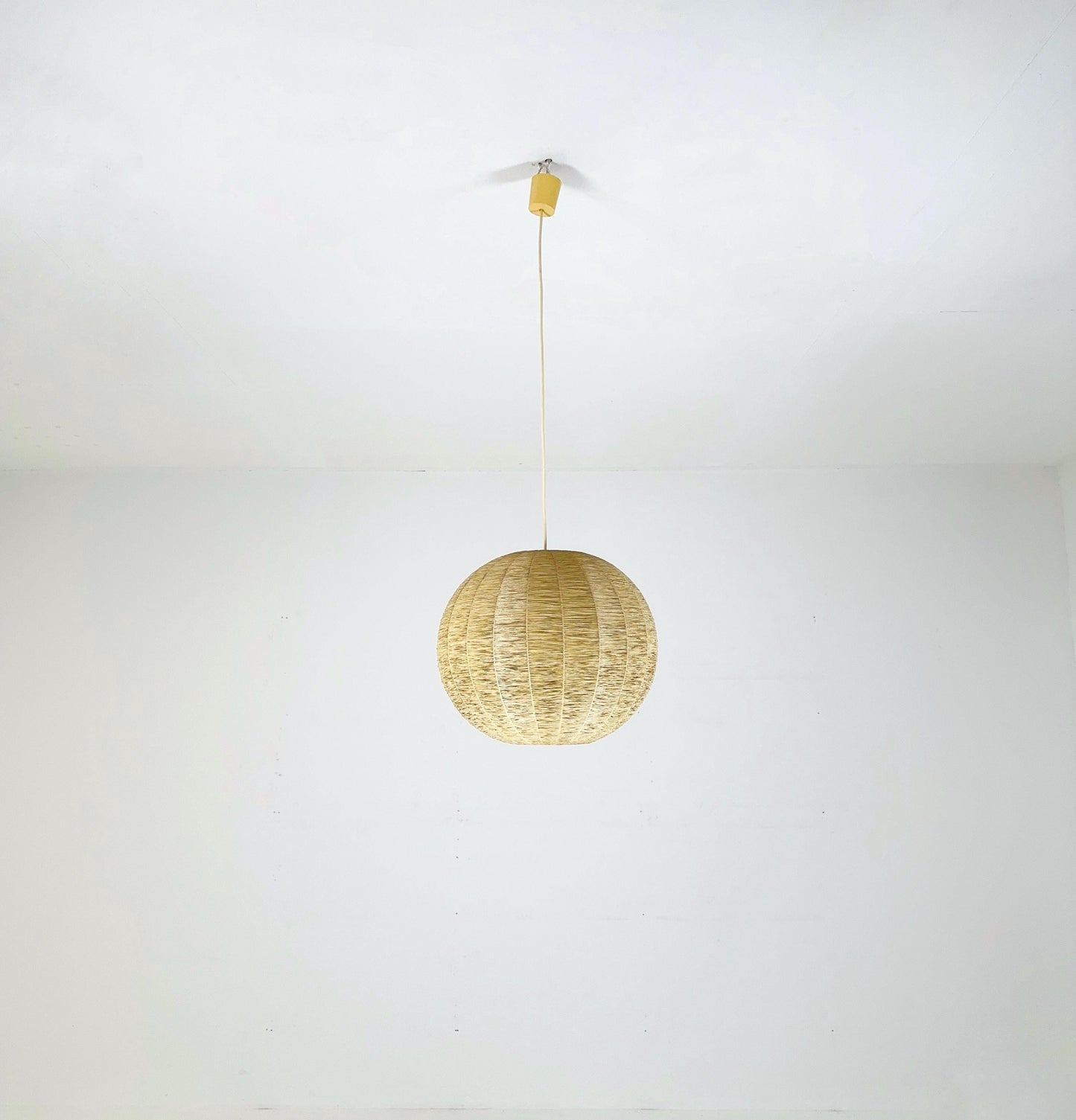 Vintage 1970s Cocoon Raffia Ball Lamp, Large Mid-Century Natural Fiber Pendant Light”