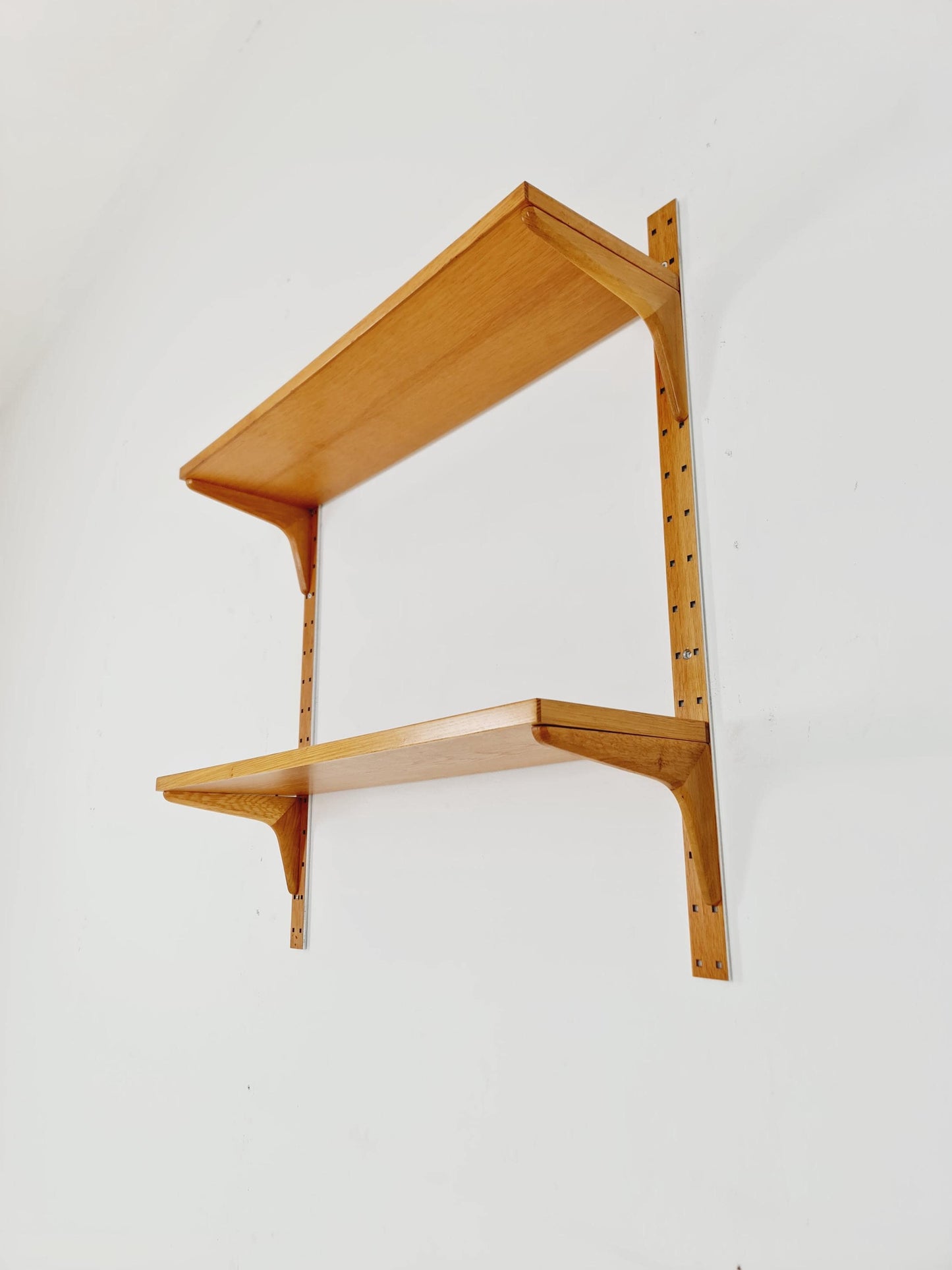 Danish modern Oak shelving system by Hansen & Guldborg Mobler, Denmark, 1960s