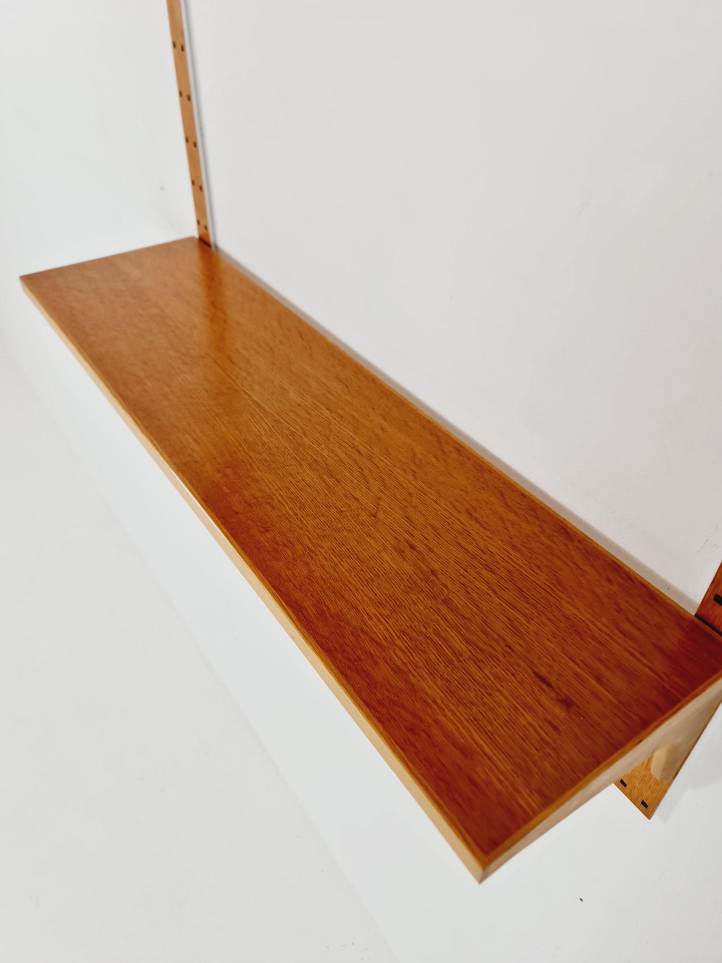 Danish modern Oak shelving system by Hansen & Guldborg Mobler, Denmark, 1960s
