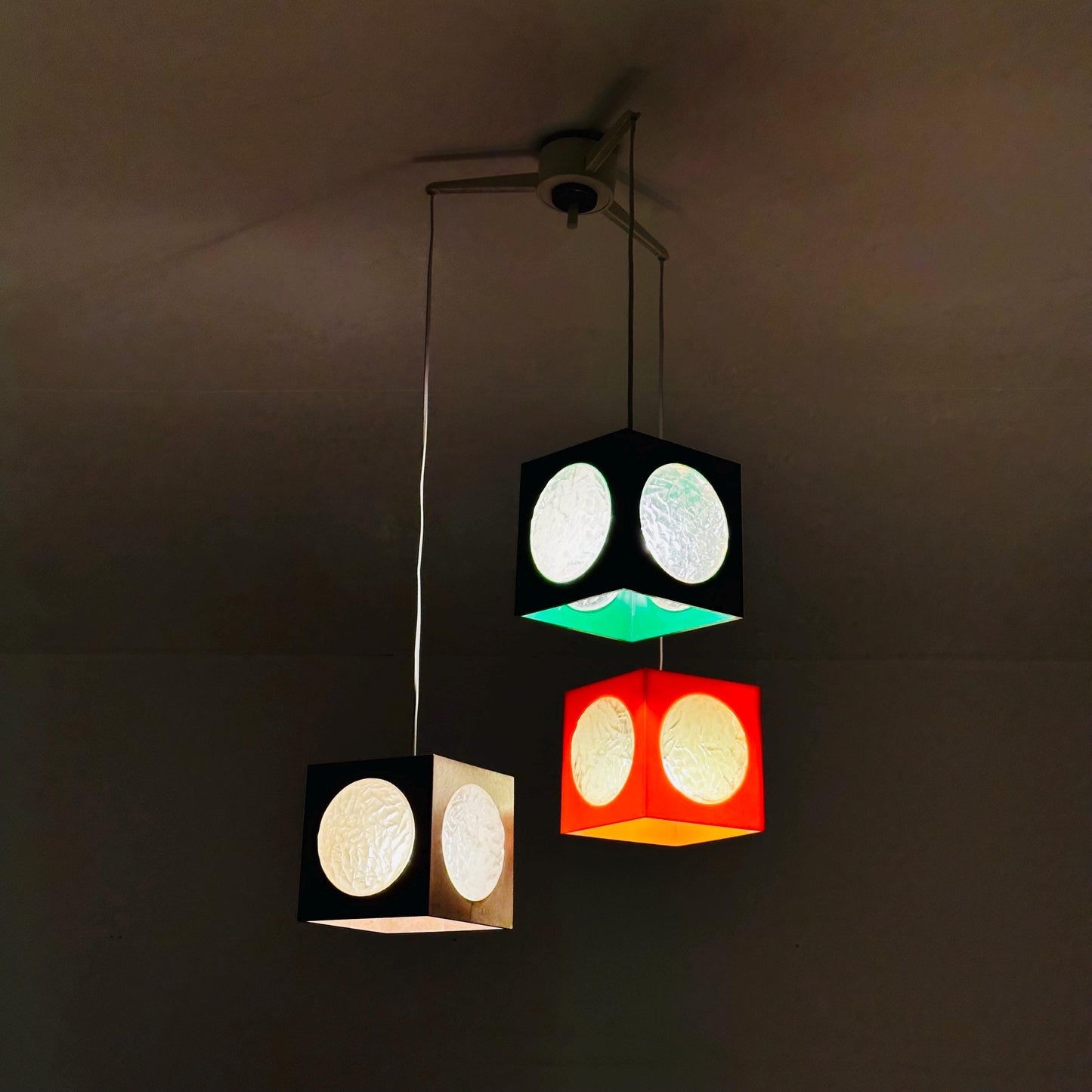 Space Age 3 piece Cube Pendant Lamp by Richard Essig, 1970s