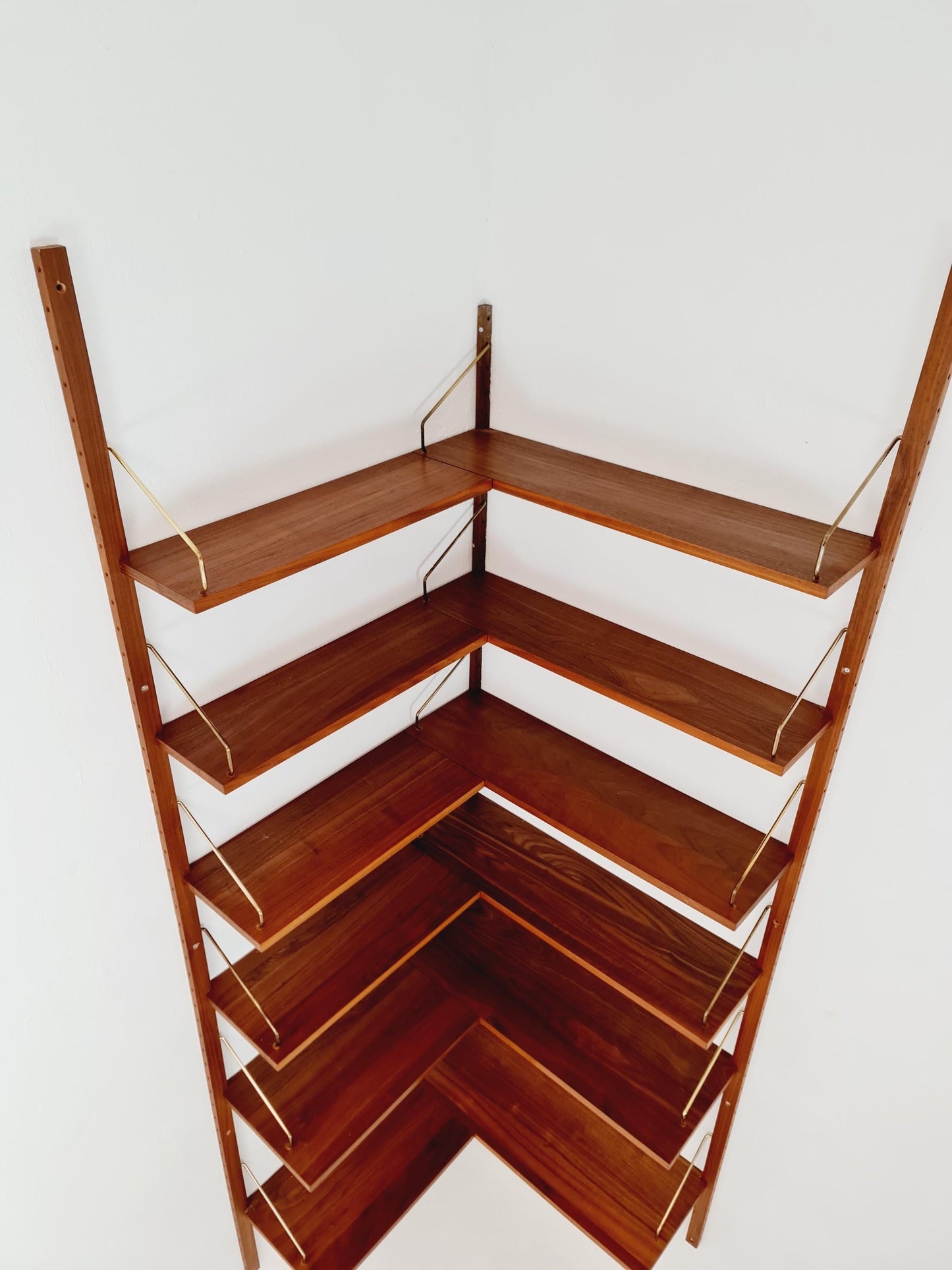 Midcentury Danish walnut Corner Wall-Mounted Shelving Unit, by Royal for Poul Cadovius, 1960s