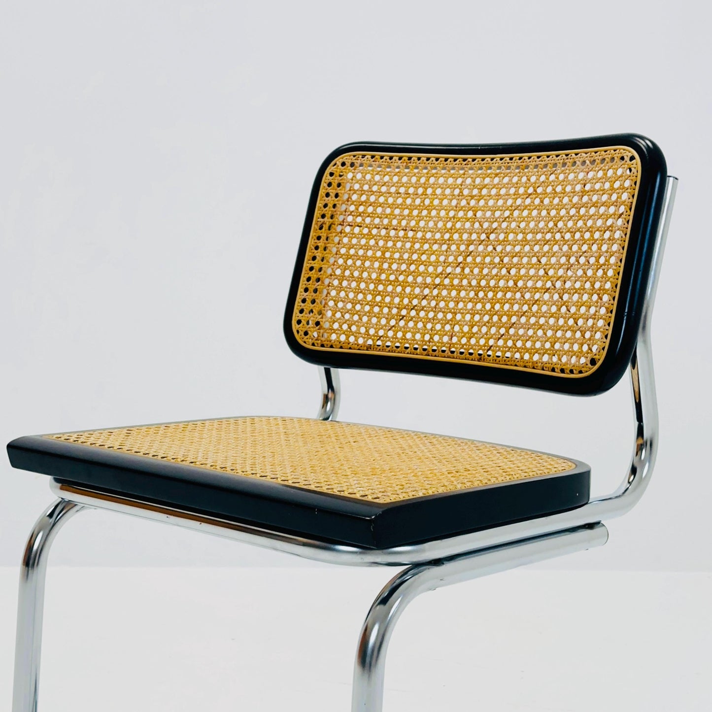 Mid Century Cantilever Cesca Chair by Marcel Breuer / Bauhaus Design / 1980s Italy