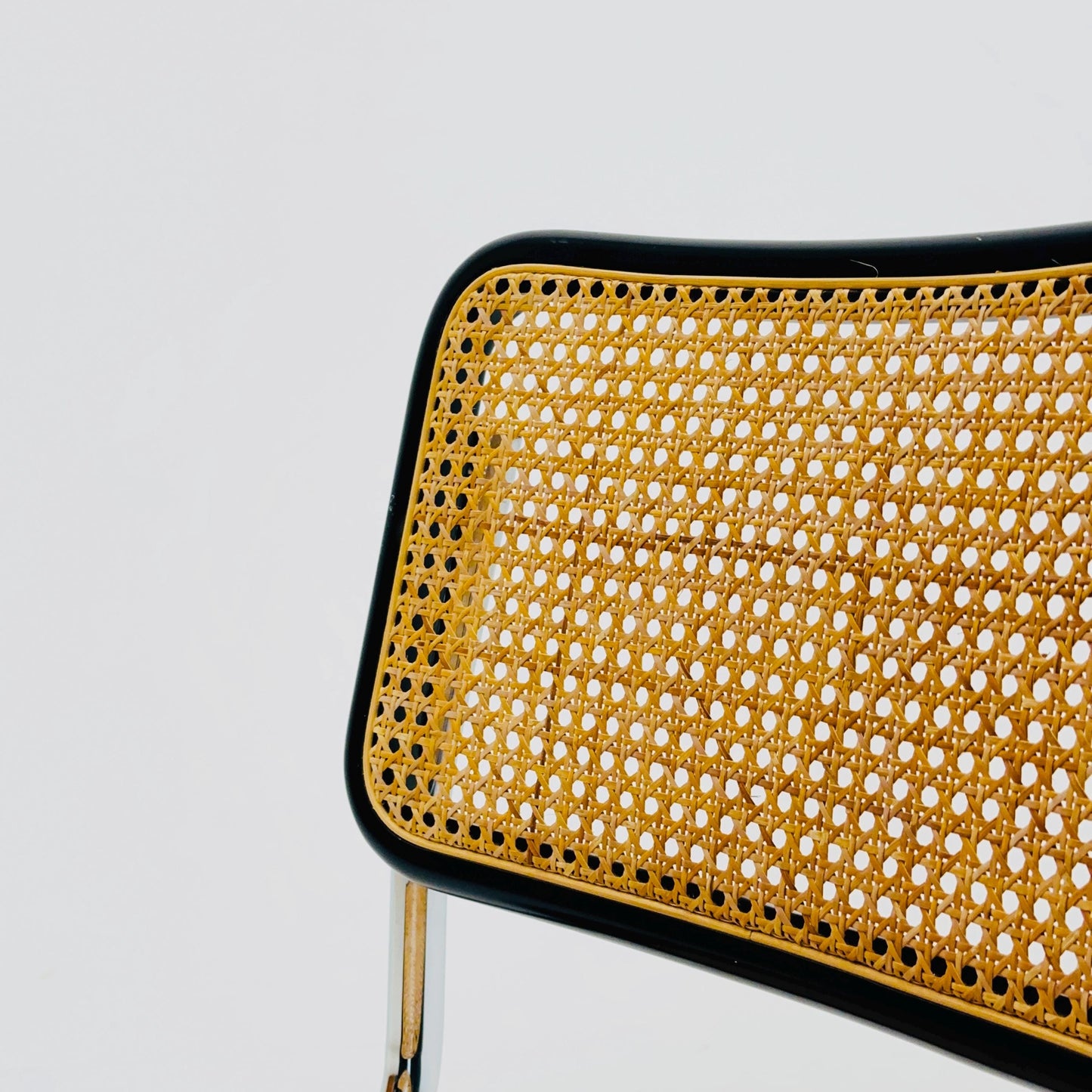 Mid Century Cantilever Cesca Chair by Marcel Breuer / Bauhaus Design / 1980s Italy