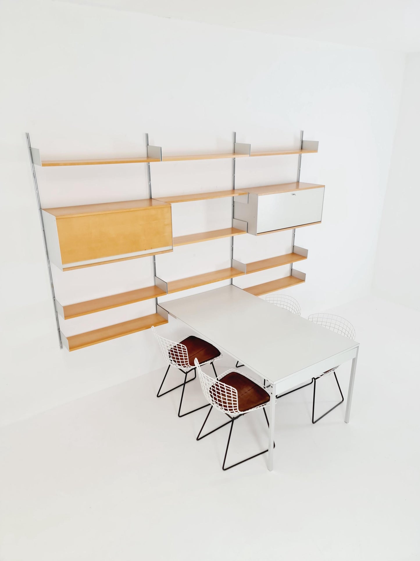 Rare Vintage shelving Unit "606", Dieter Rams for Vitsœ, inkl Dining table 1950s
