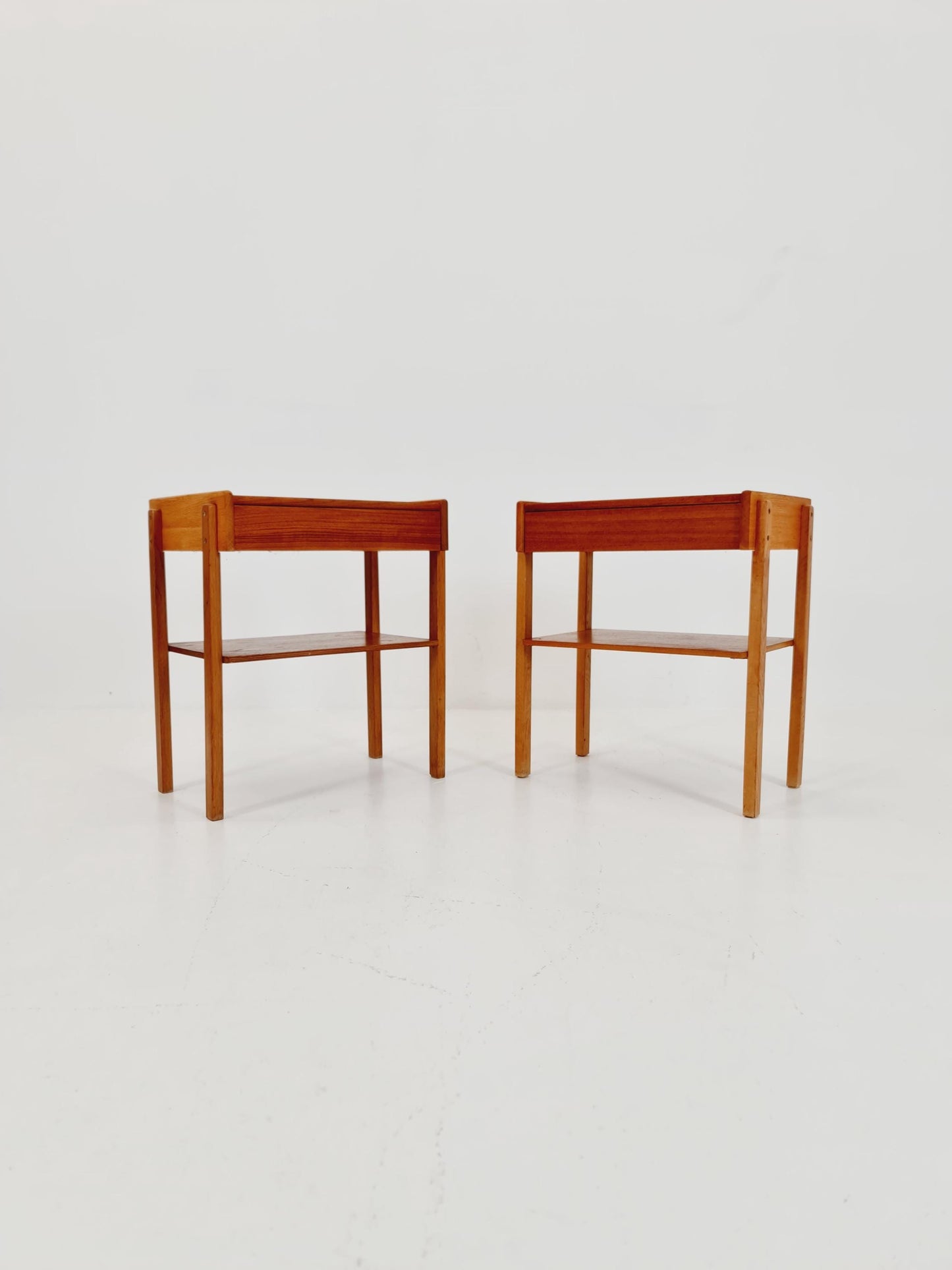 Pair of Swedish Midcentury Teak Vintage Side table/ Bedside table/ Night stand by Carlström & Co, 1960s