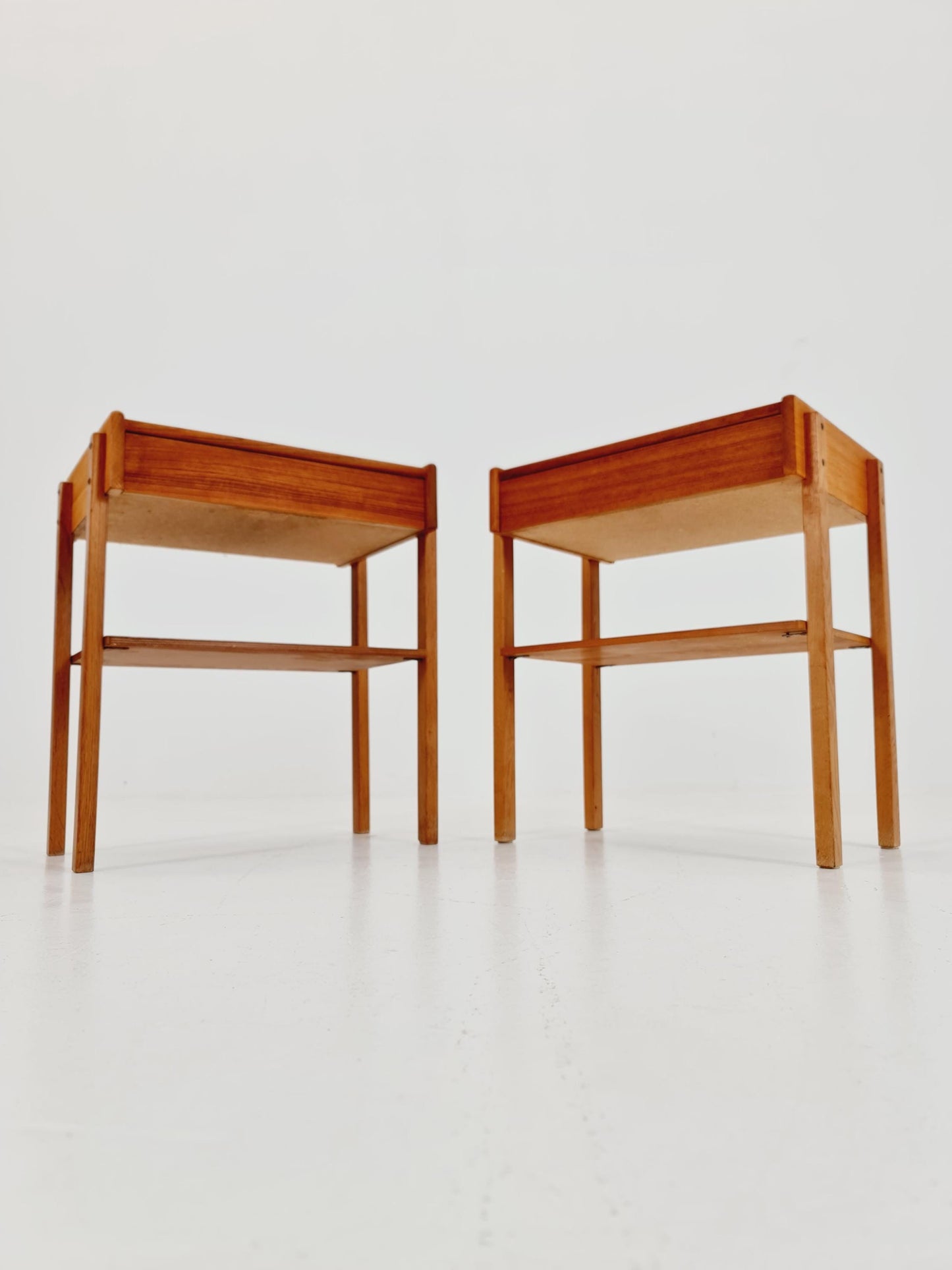 Pair of Swedish Midcentury Teak Vintage Side table/ Bedside table/ Night stand by Carlström & Co, 1960s