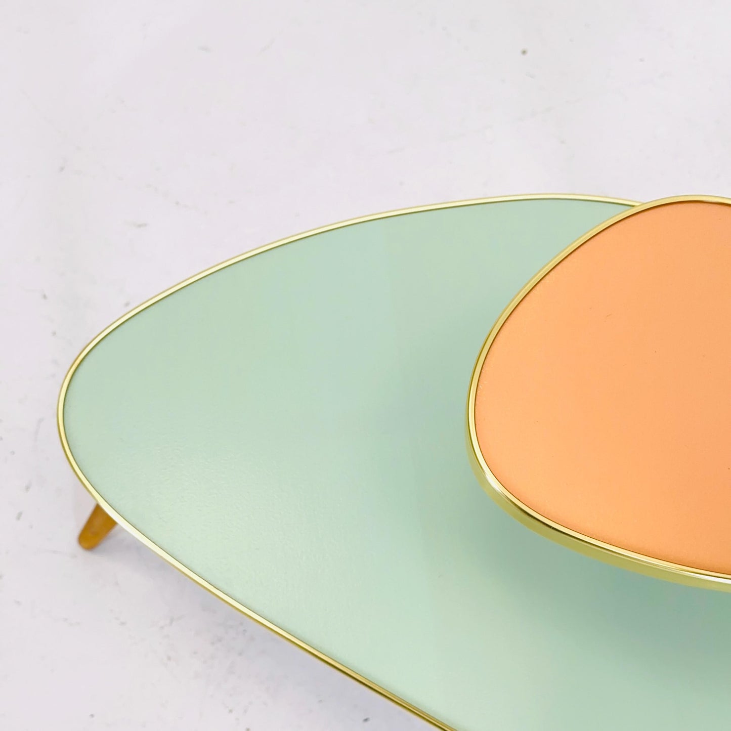 BIG German Plant Stand, Colorful Vintage Mid-Century Minimalist Indoor Plant Stand Side Table Retro table