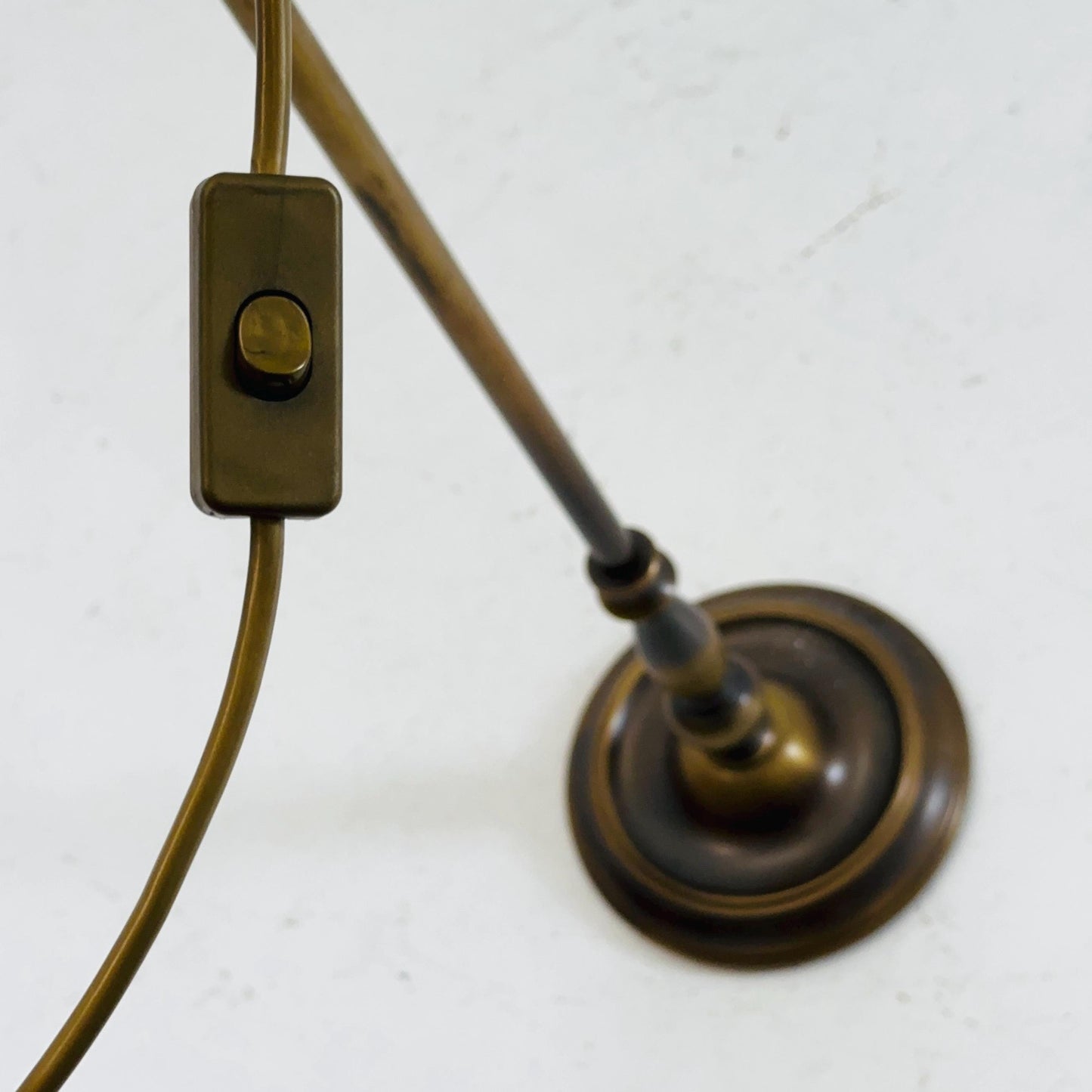 mid century adjustable Brass Column Floor Lamp, Italy 1930s