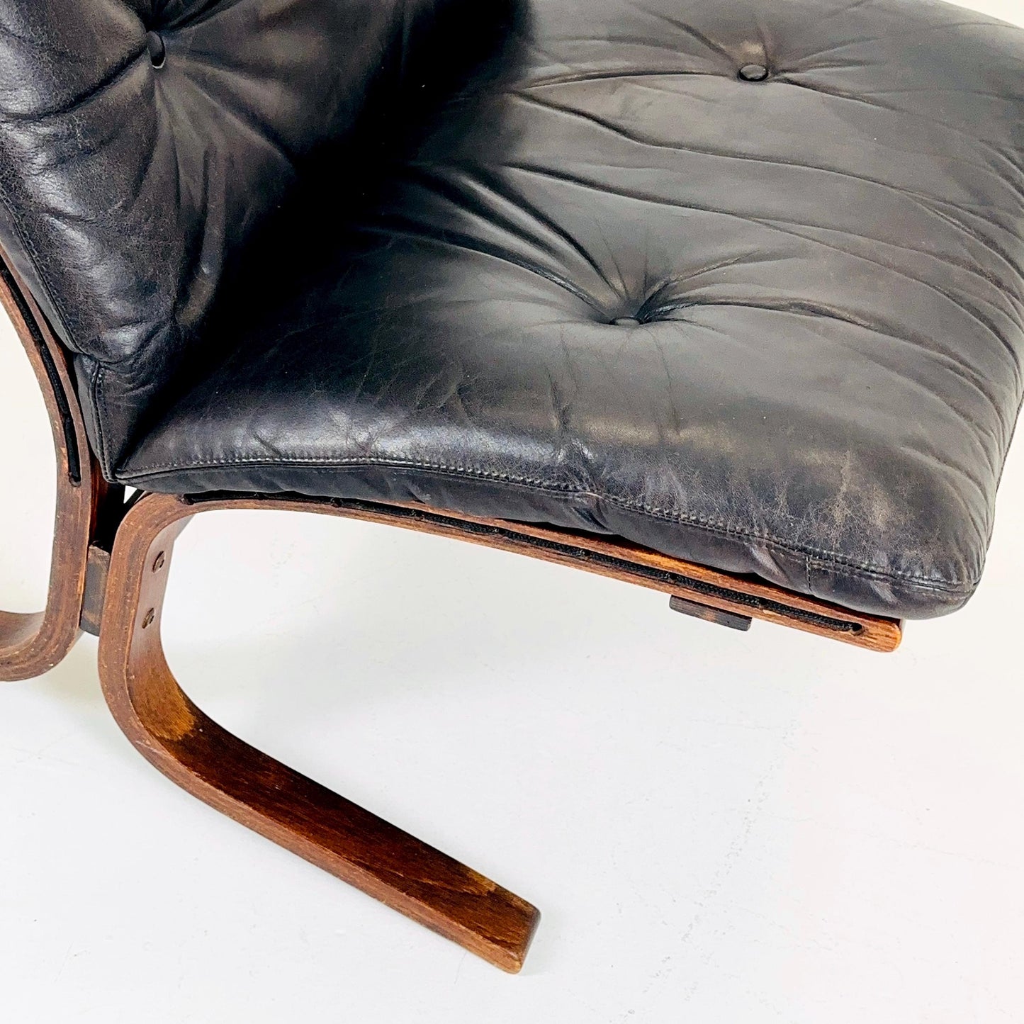 Mid century armchair “Siesta” by Ingmar Relling, Westnofa Furniture, Norway. 1960s