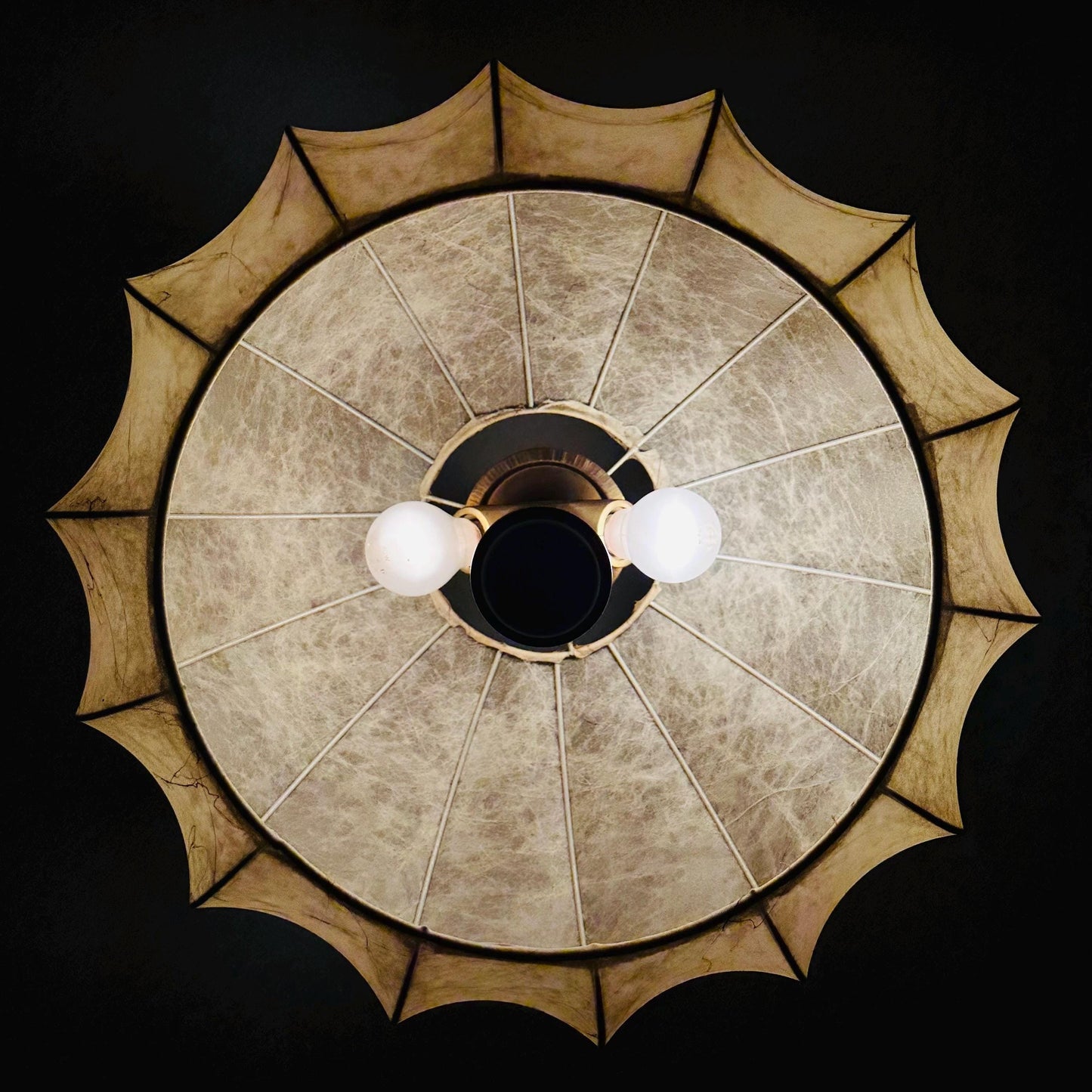 Mid century rare pendant lamp from the Cocoon series Designer Achille & Pier Giacomo Castiglioni Bovezzo (Italy) 1960s