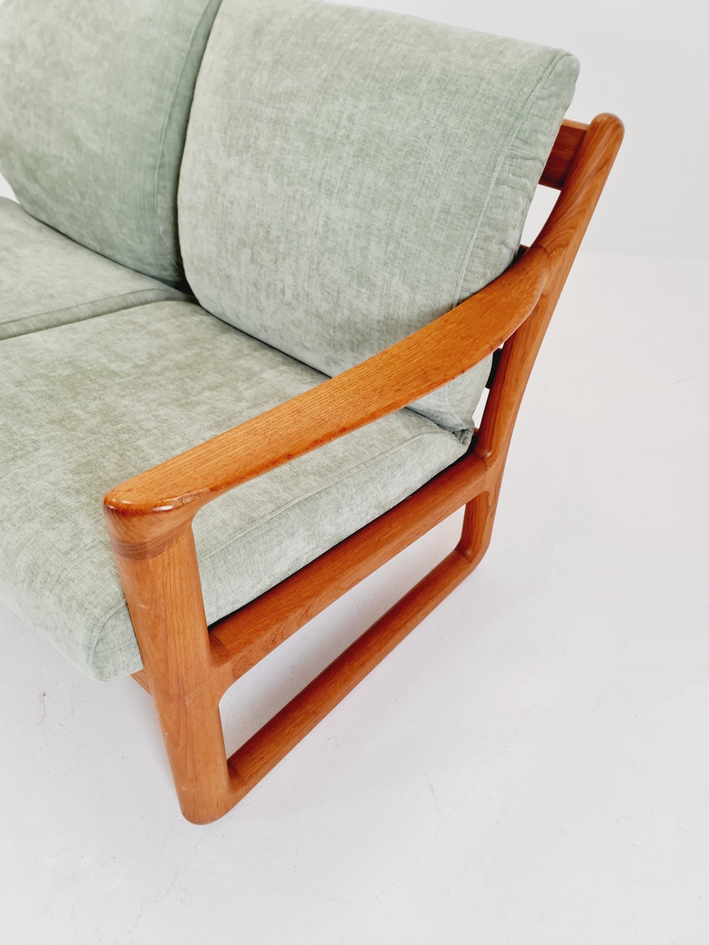 Mid century teak 2-Seater Sofa by Johannes Andersen for Silkeborg , 1960s