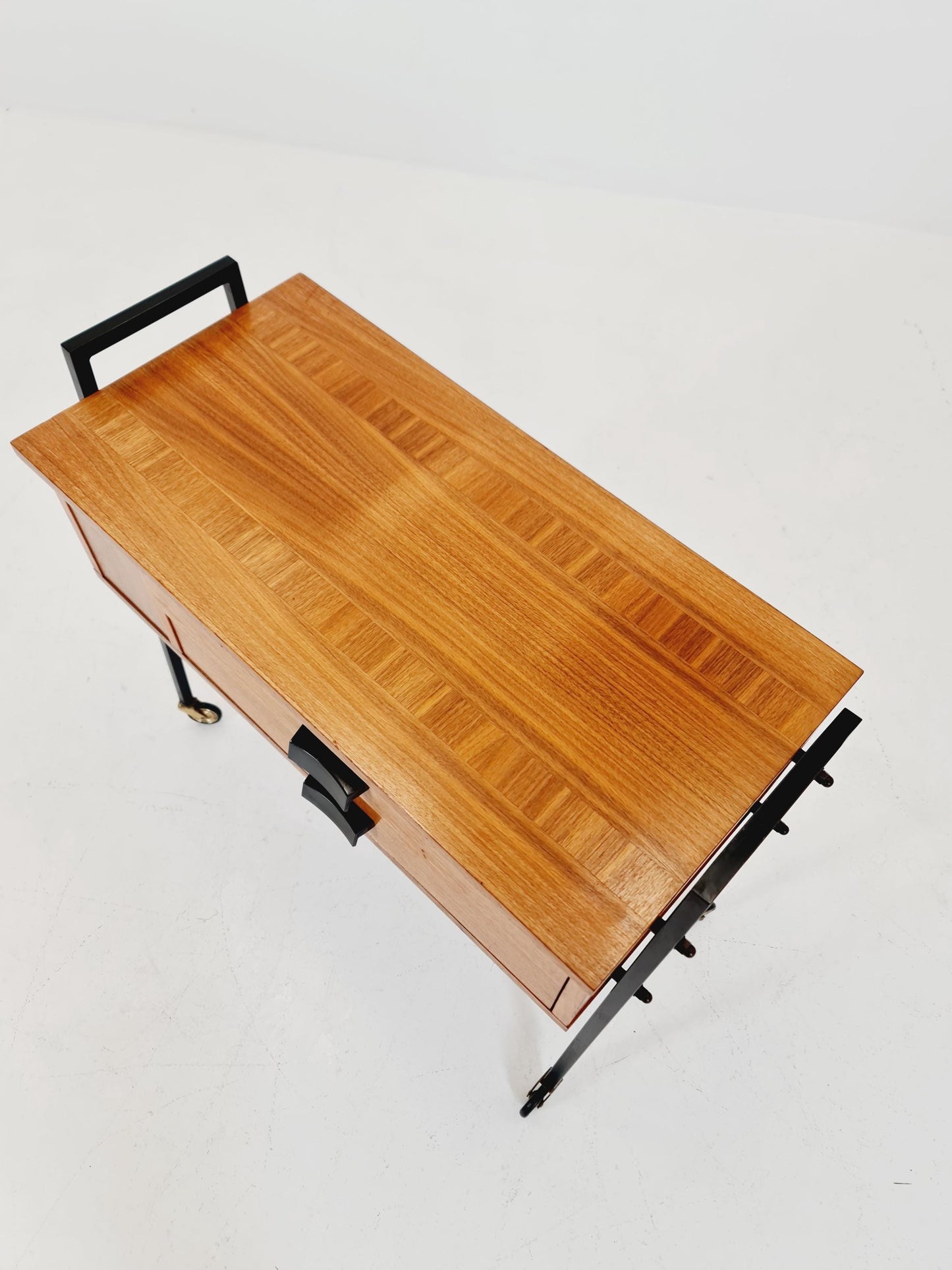 Vintage Walnut table/ side table cabinet, 1960s