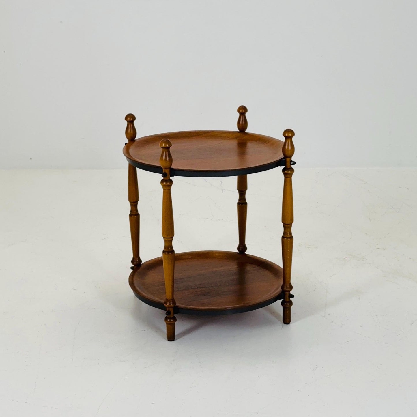 Mod century Modern Danish Round Teak Side table - 1960s