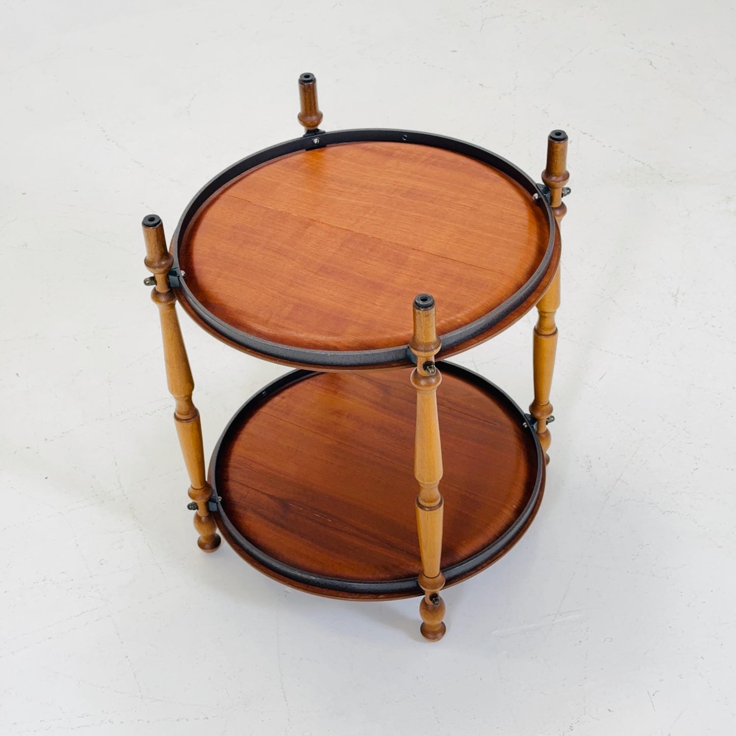 Mod century Modern Danish Round Teak Side table - 1960s