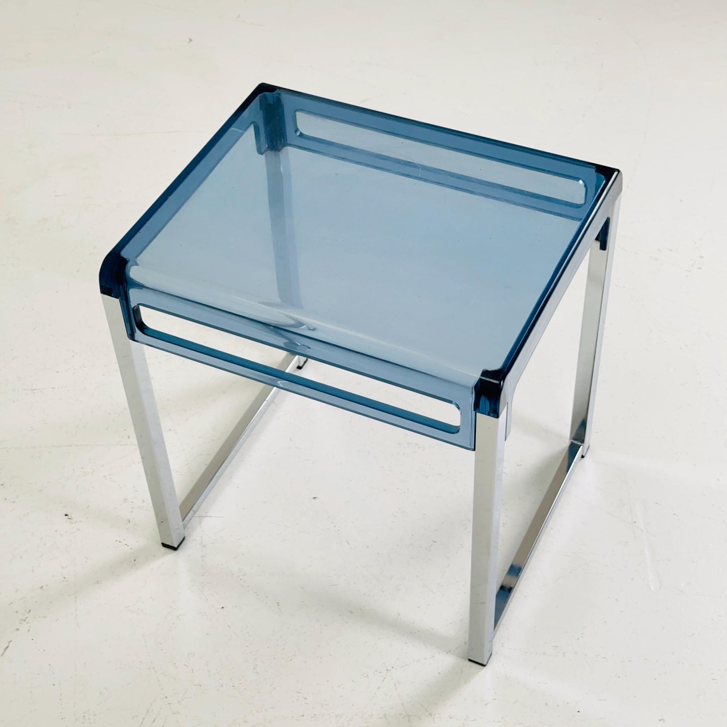 Blue Space Age side table by Marc Berthier for Prisunic, 1970s