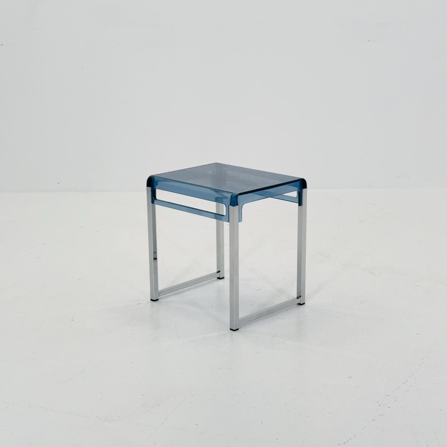 Blue Space Age side table by Marc Berthier for Prisunic, 1970s