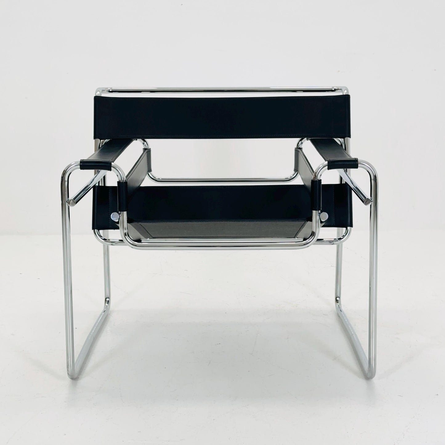 Mid century black B3 armchair WASSILY by Marcel Brauer, 1990s Italy
