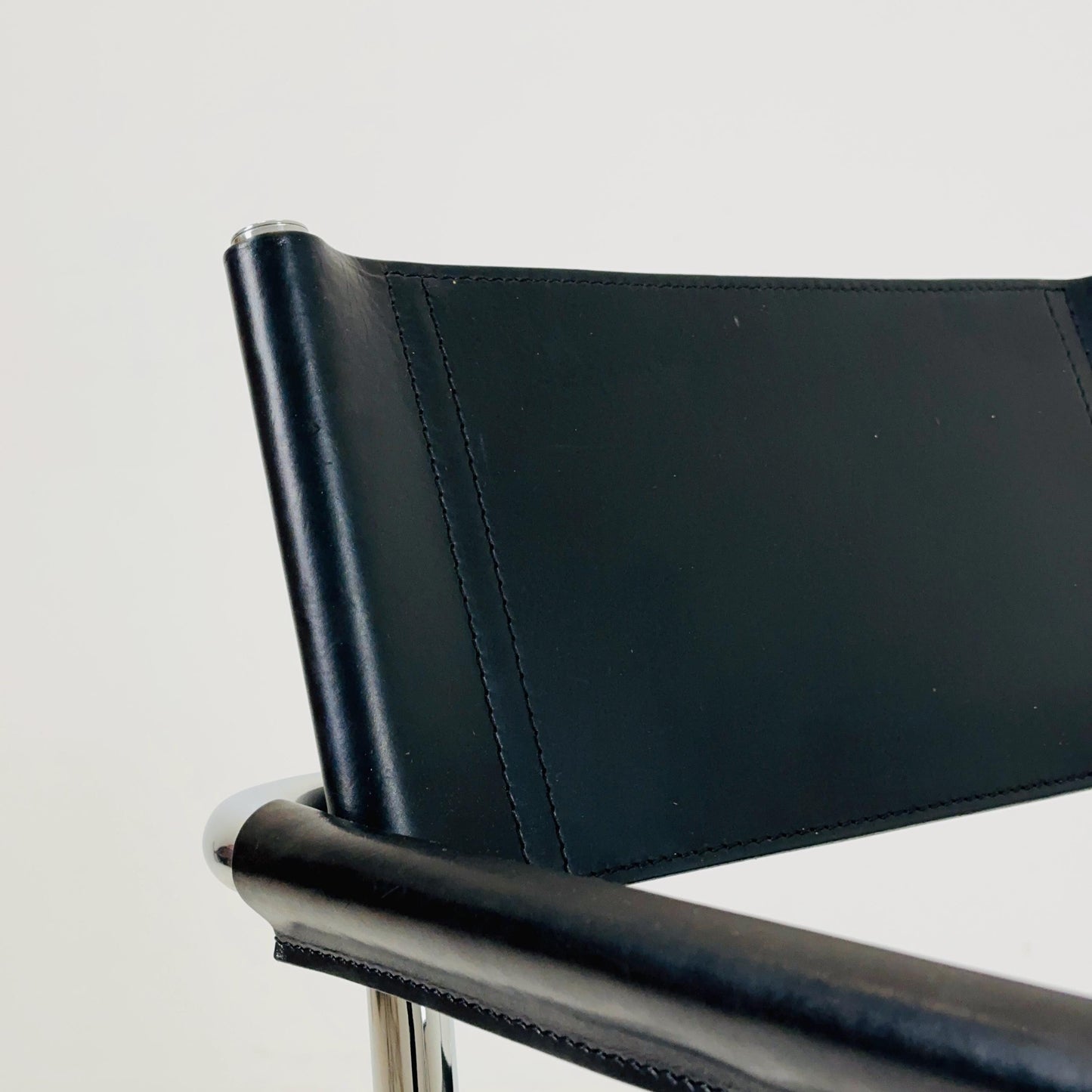 1 of 2 vintage B34 dark black color leather cantilevered chairs by Mart Stam for Jox Interni Italy 1980s