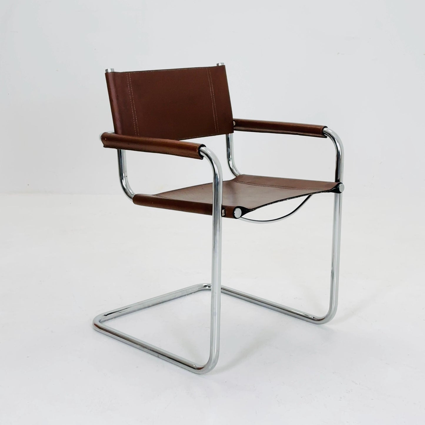 Mid century Bauhaus B34 brown leather cantilevered chair by Mart Stam for Jox Interni italy 1980s