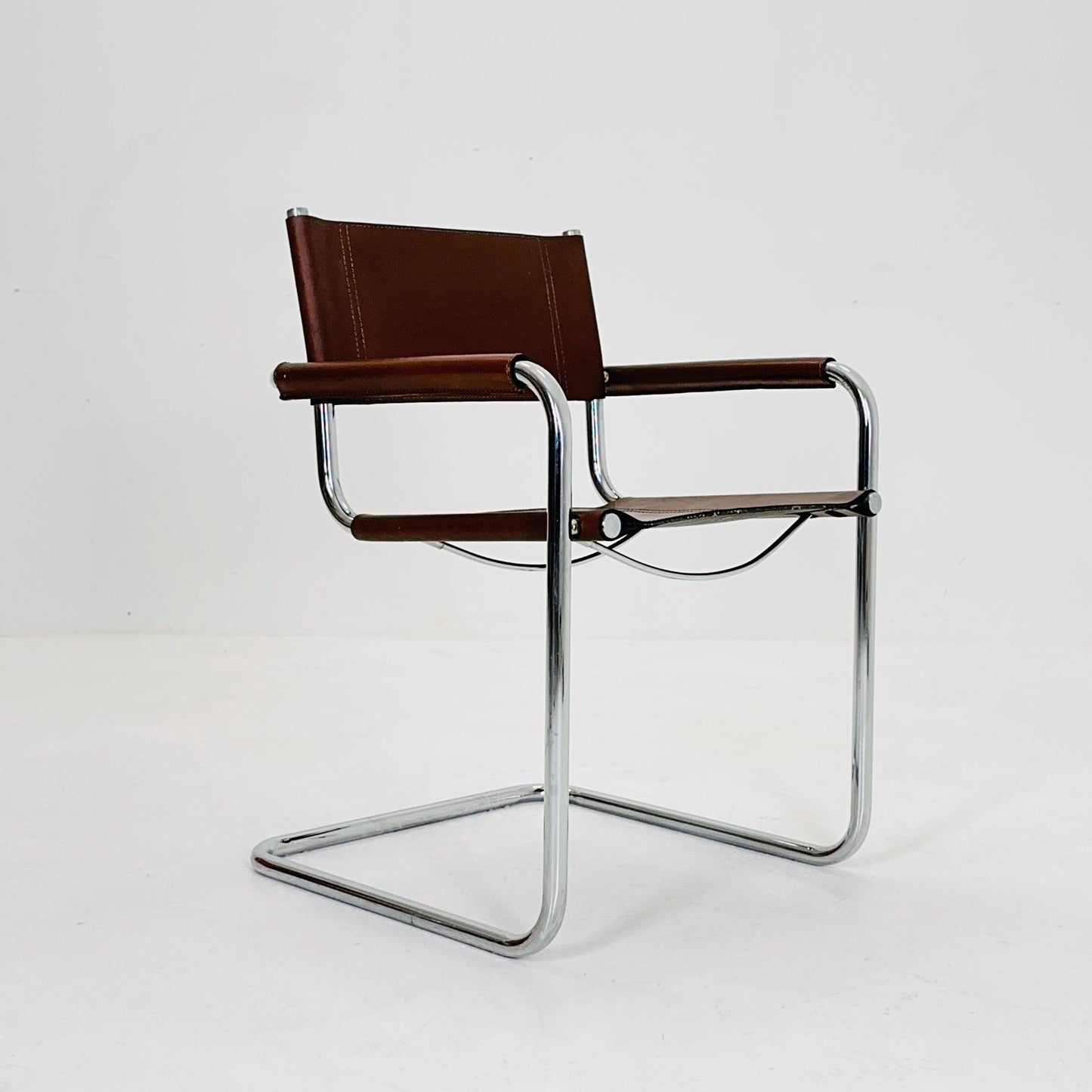 Mid century Bauhaus B34 brown leather cantilevered chair by Mart Stam for Jox Interni italy 1980s