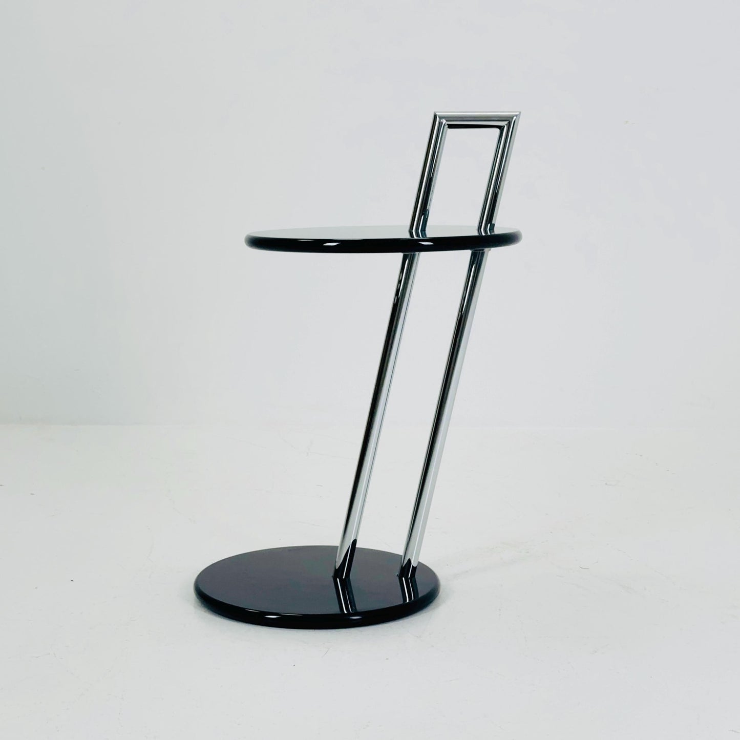 Mid century Eileen Gray Occasional Table – Glossy Black and Chrome Italy 1990e