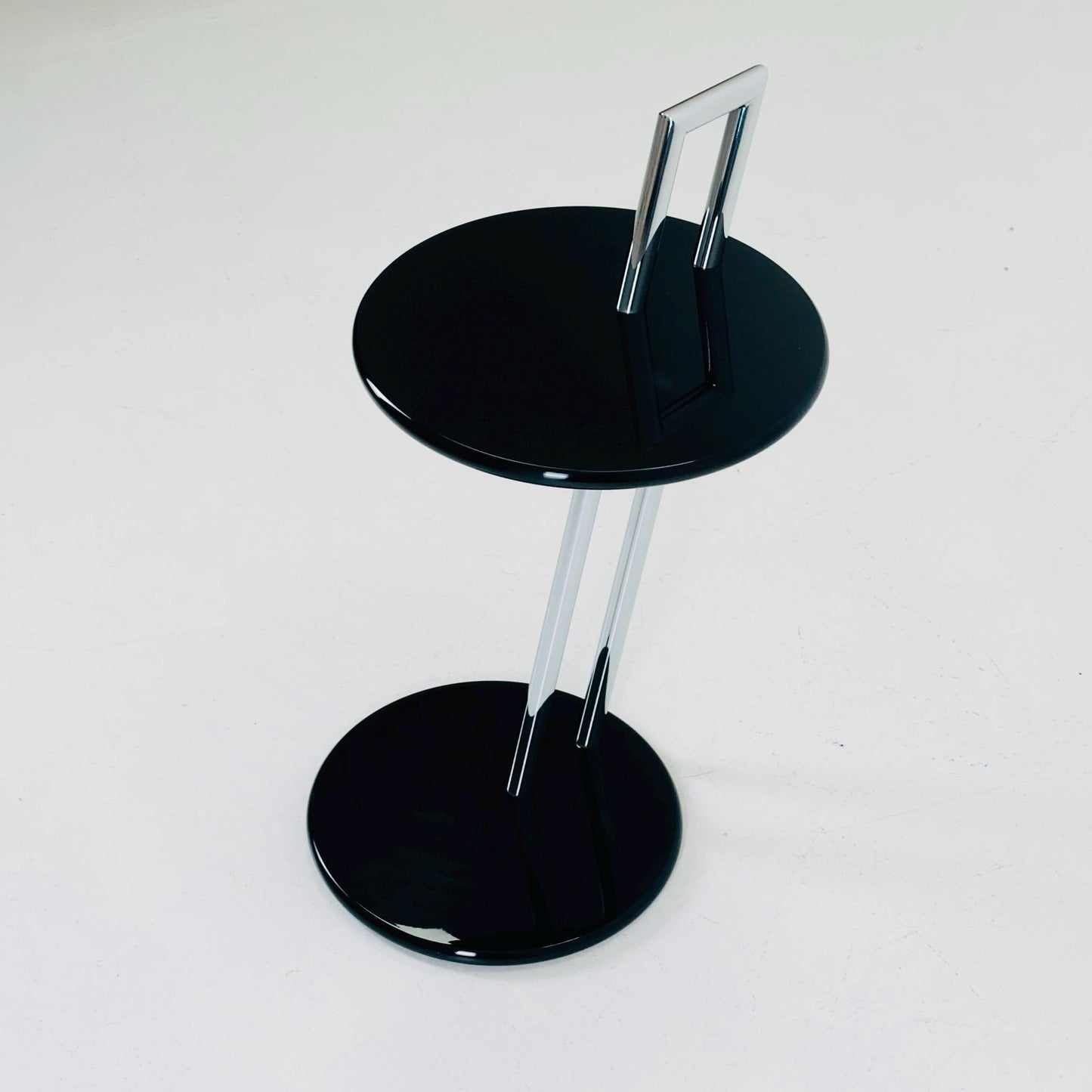 Mid century Eileen Gray Occasional Table – Glossy Black and Chrome Italy 1990e