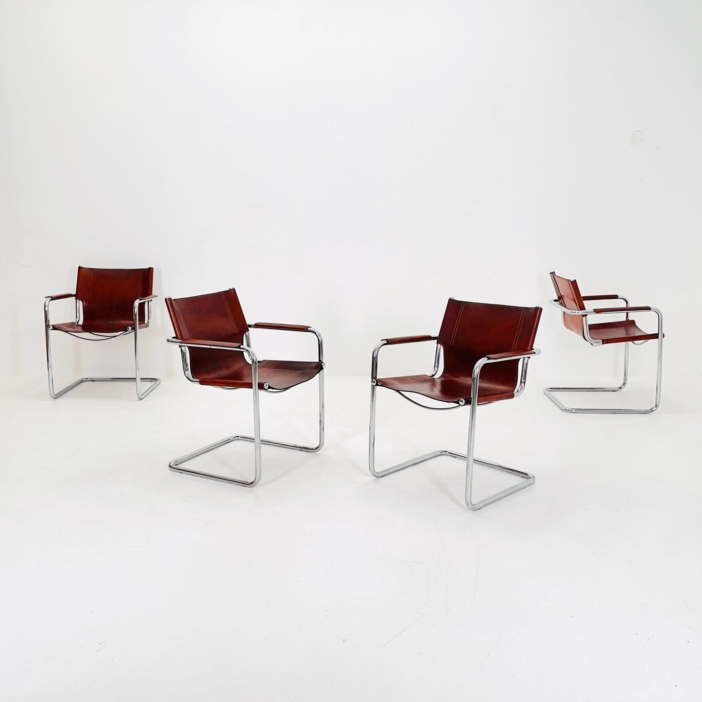 set of 4 Matteo Grassi original Bauhaus design Visitor model Chair dark cognac Leather 1970s Italy
