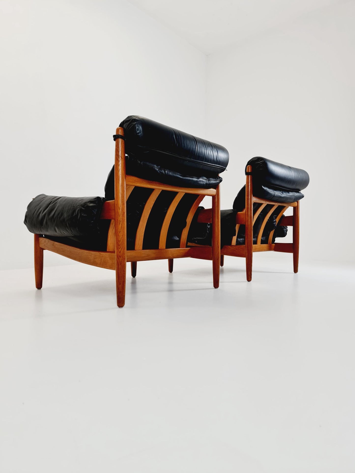 mid century armchairs By Eric Merthen for ire möbler in leather and Oak wood , Sweden 1960s