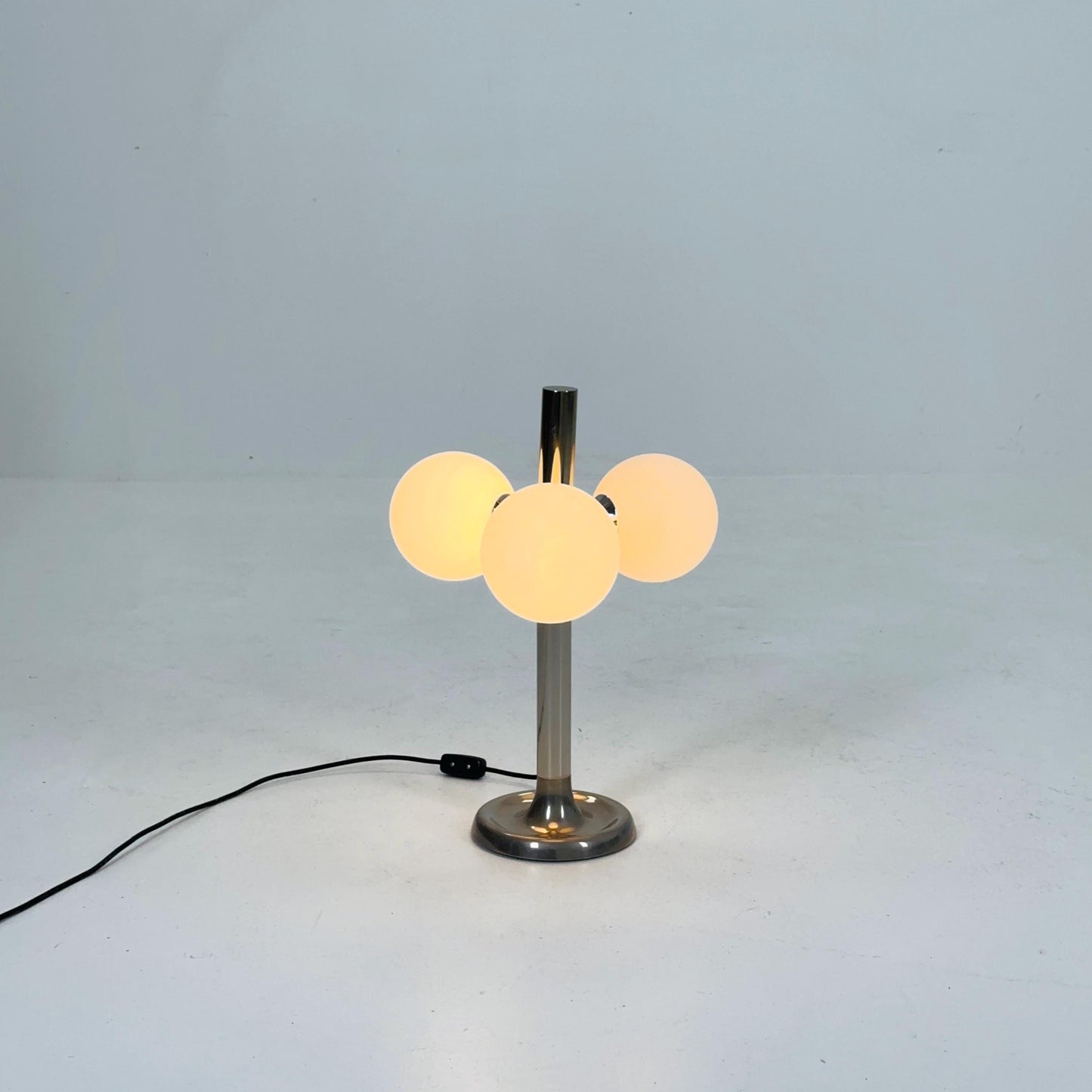 Mid century ufo eyes table lamp by Markolini Italy 1980s