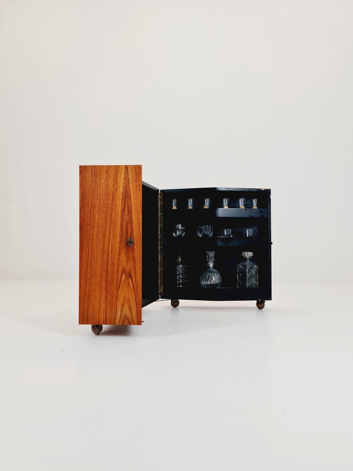 Super rare Danish mid century bar cart trolley By Jorgen Clausen for Brande in Teak , 1960s