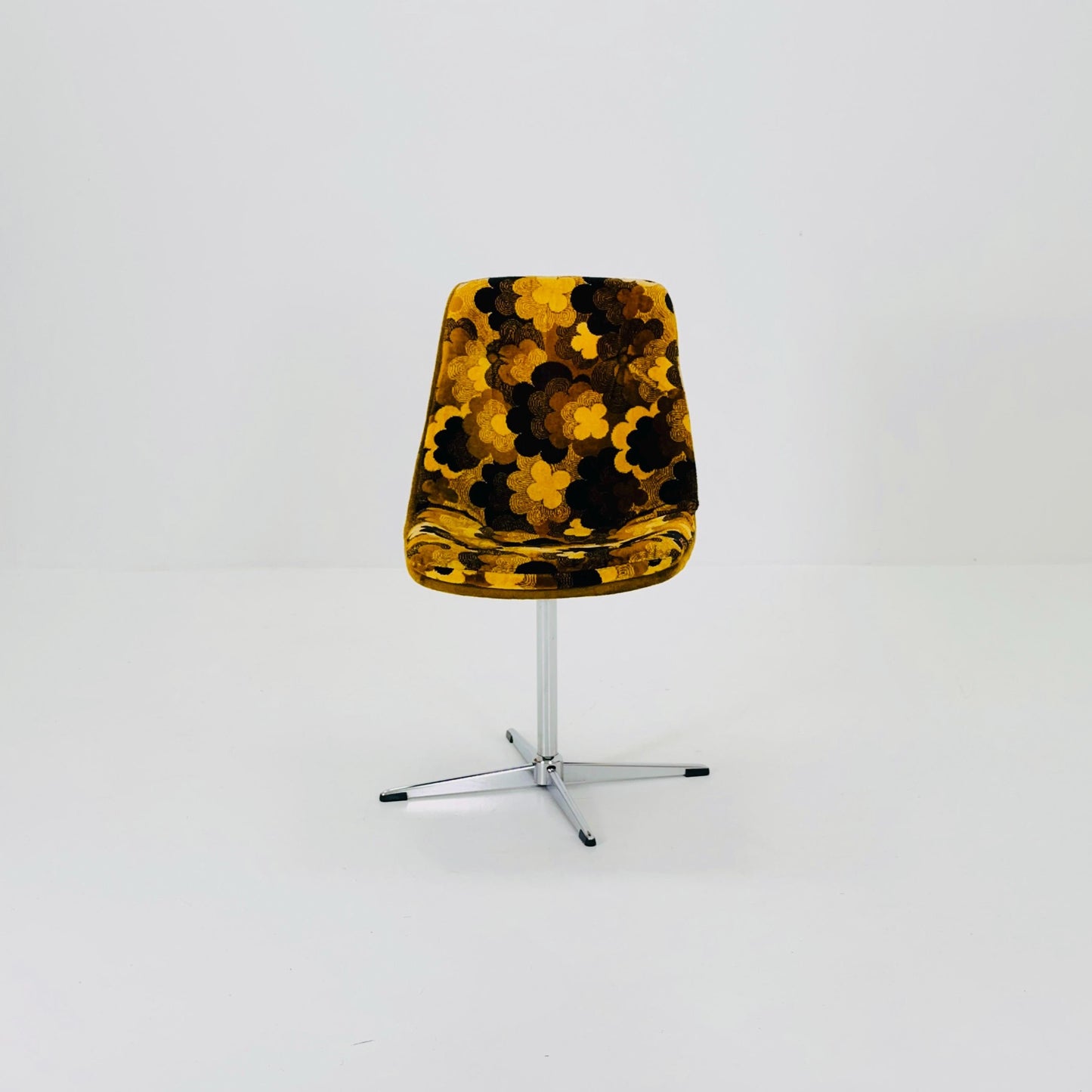 Mid century Swivel Chair with Retro Spaceage Floral Upholstery - Germany 1970s