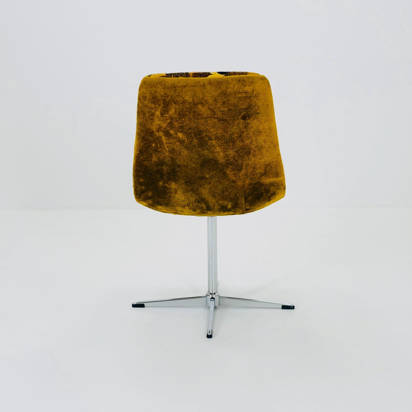 Mid century Swivel Chair with Retro Spaceage Floral Upholstery - Germany 1970s